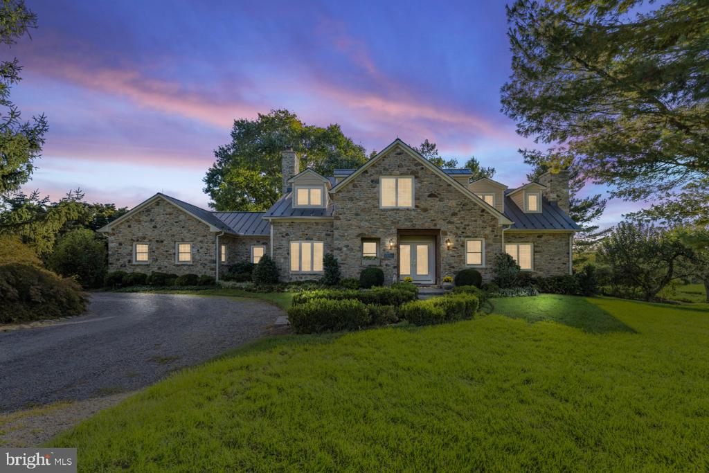 6313 OLD GOOSE CREEK