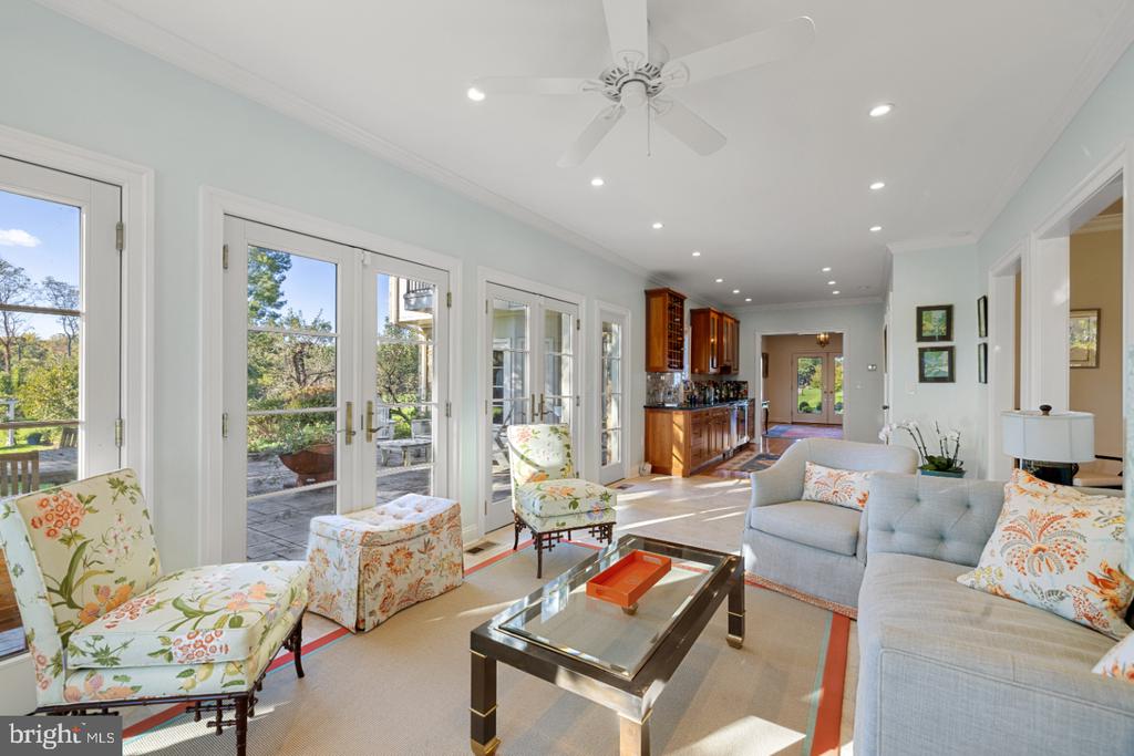 6313 OLD GOOSE CREEK