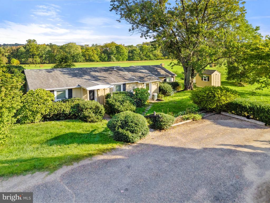 6313 OLD GOOSE CREEK