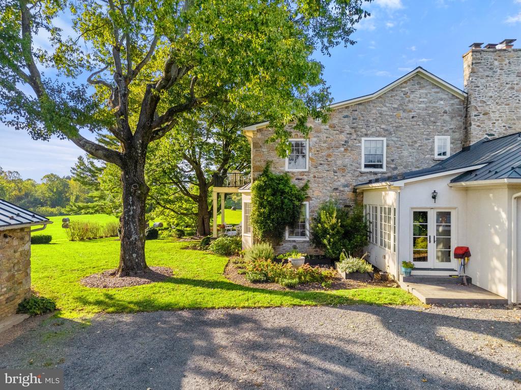6313 OLD GOOSE CREEK