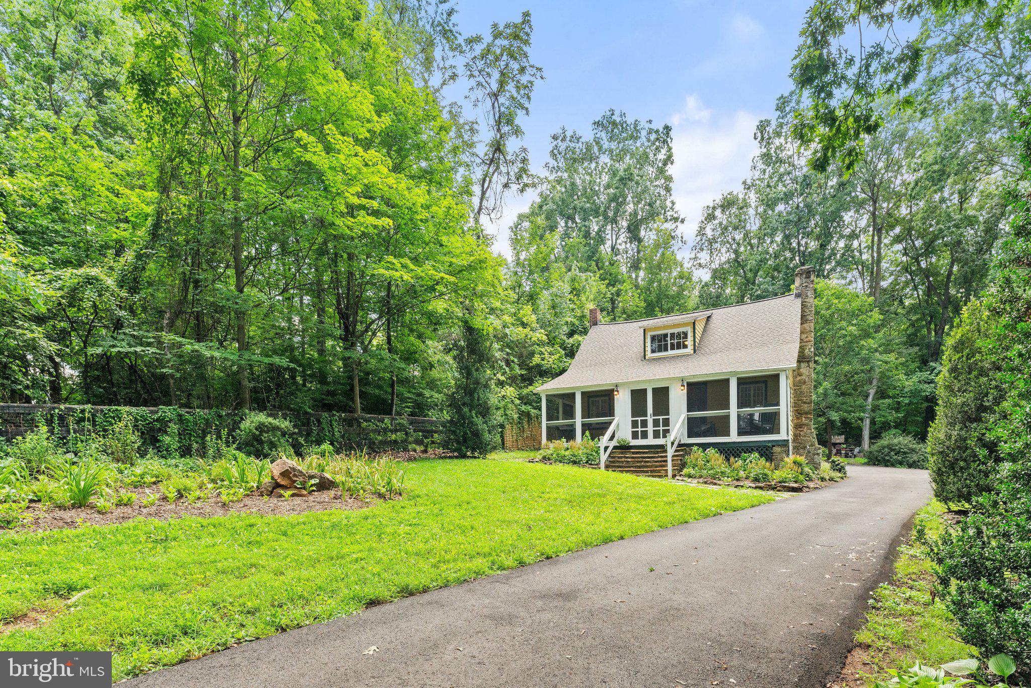 6441 Main St