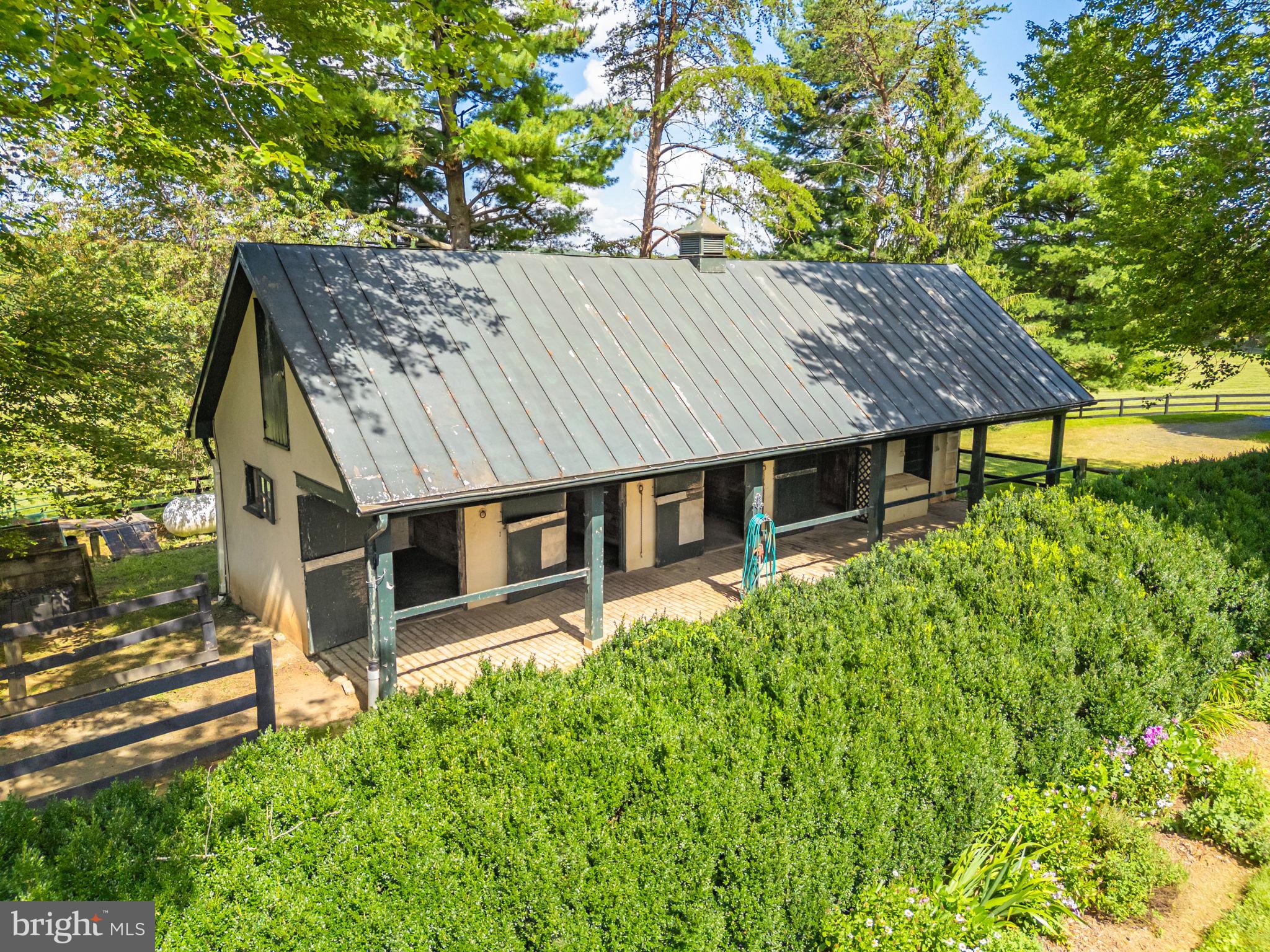 3418 Halfway Rd