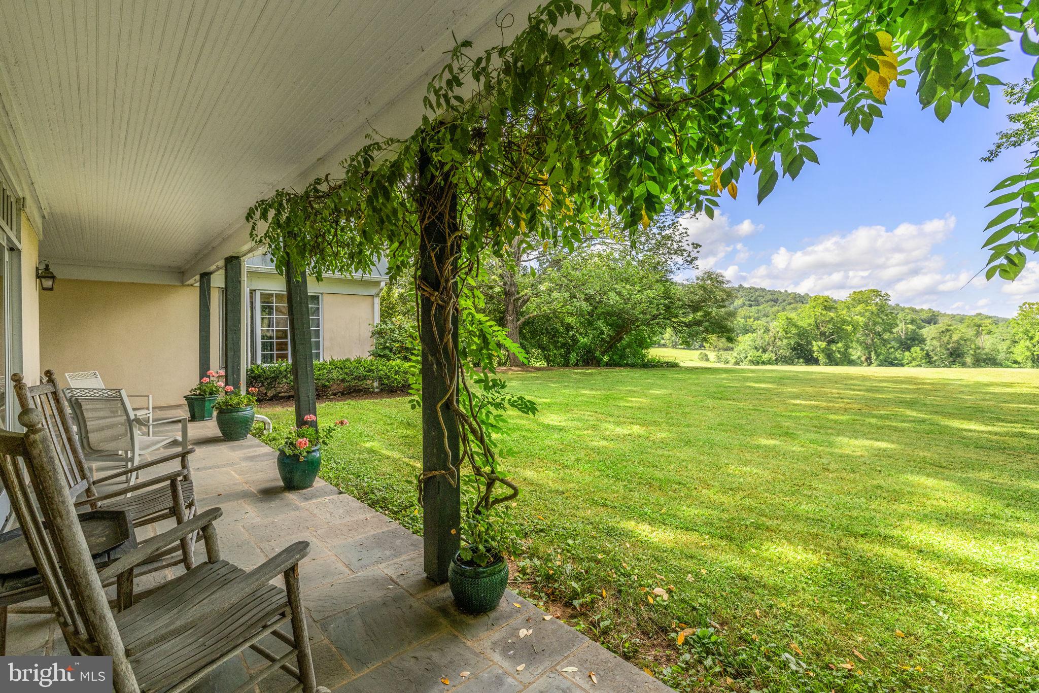 3418 Halfway Rd