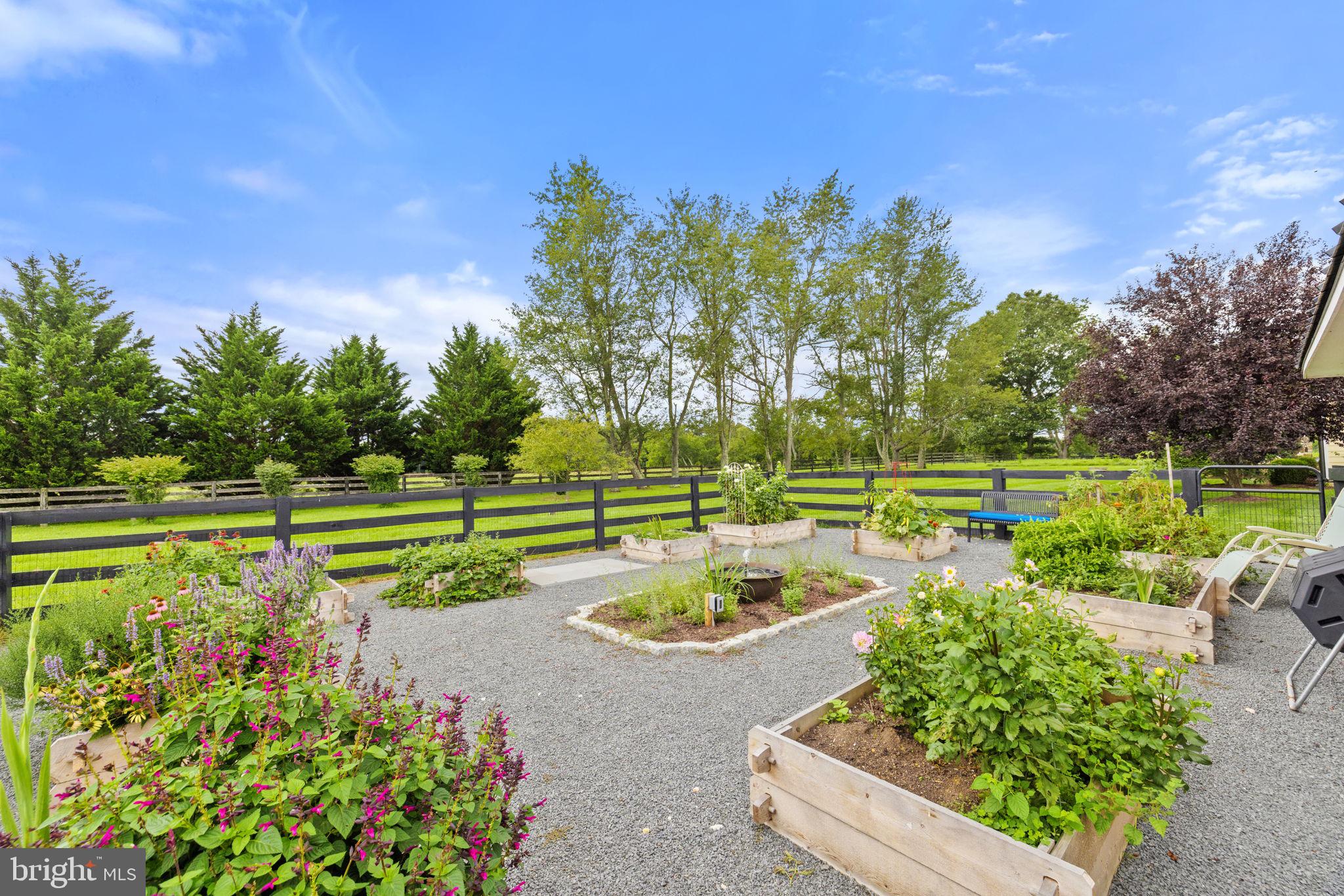 6437 JOHN S MOSBY HIGHWAY