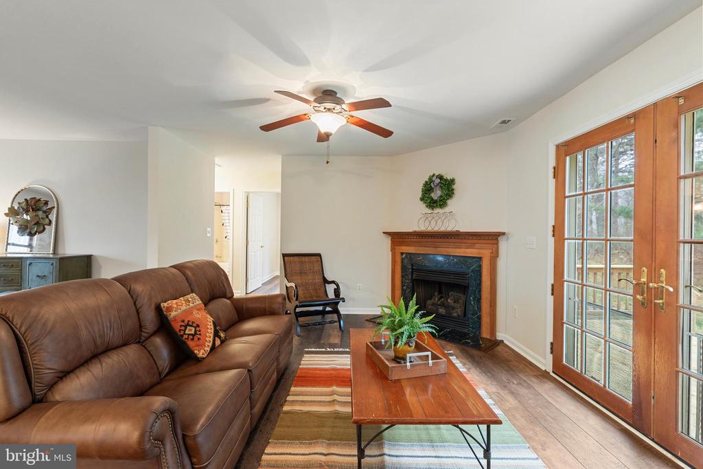 9373 WALDEN LANE