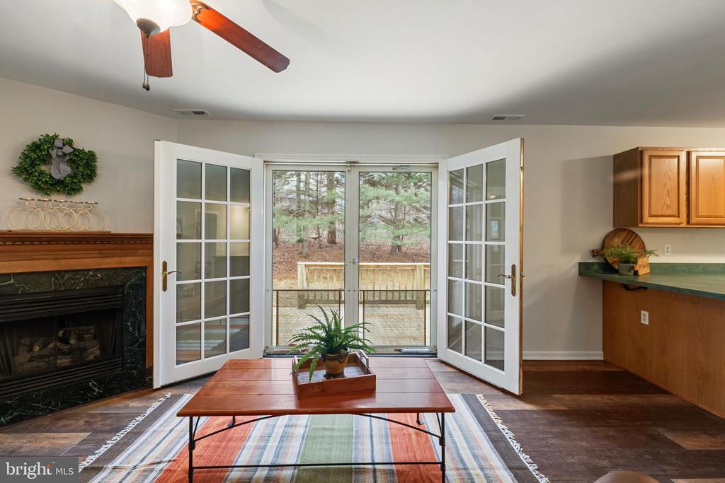 9373 WALDEN LANE