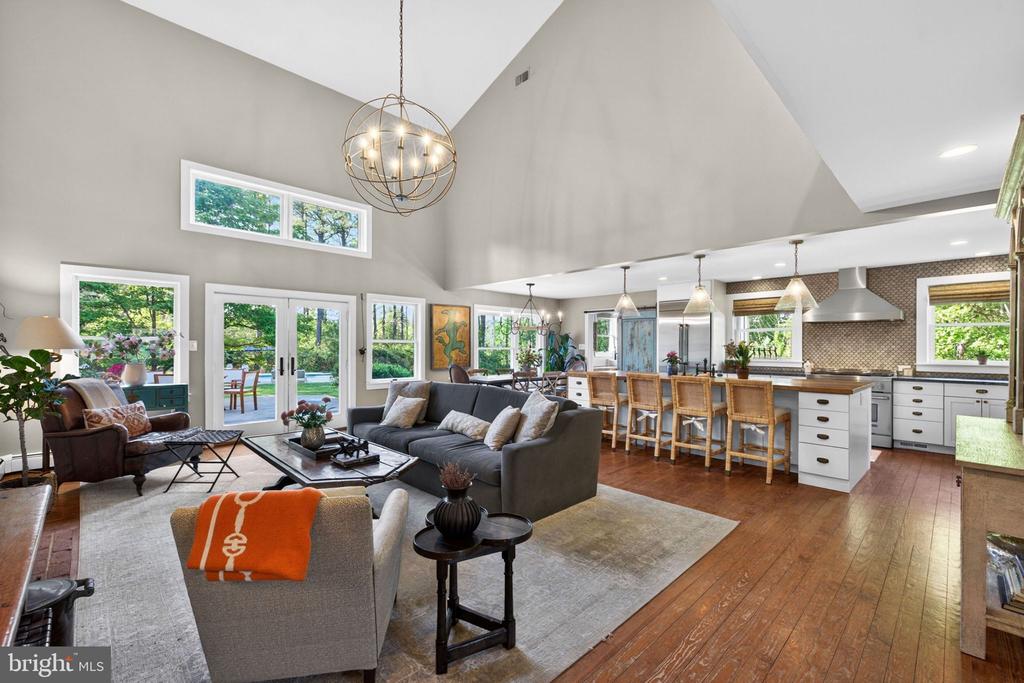 3079 HALFWAY ROAD