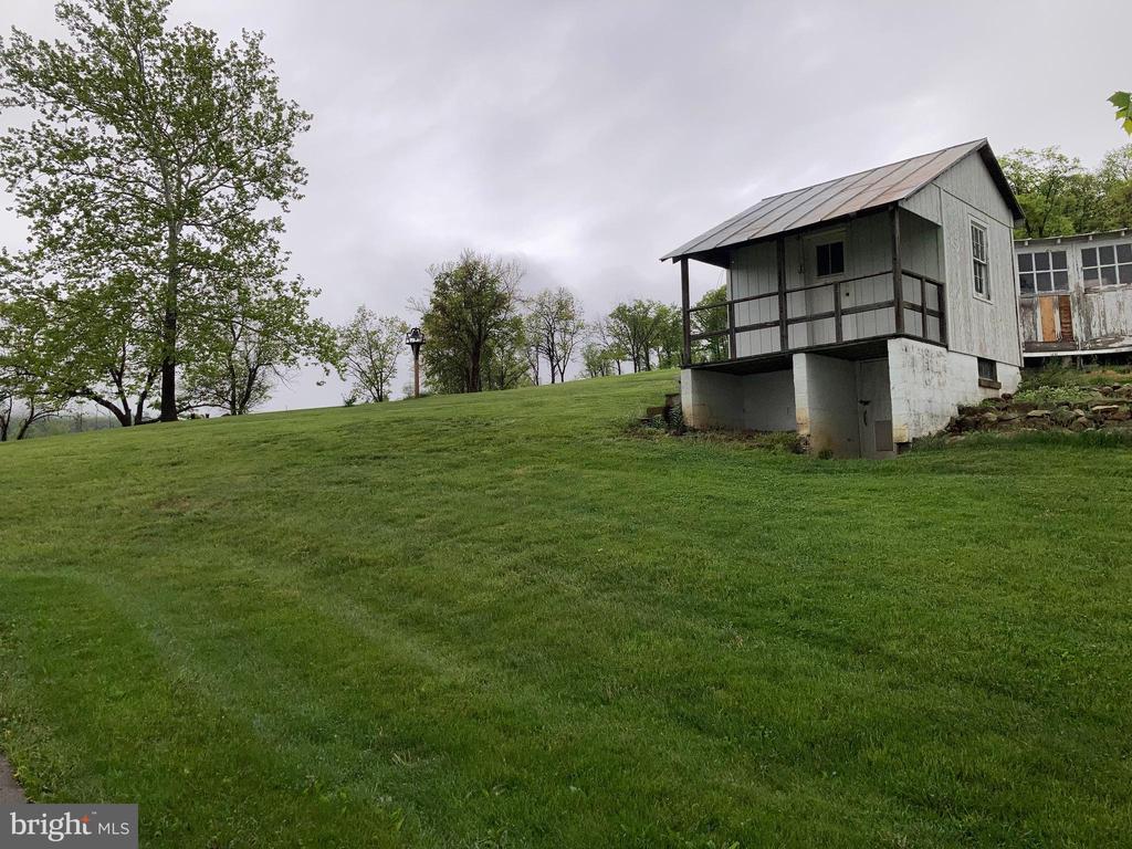10436 JOHN S MOSBY HIGHWAY