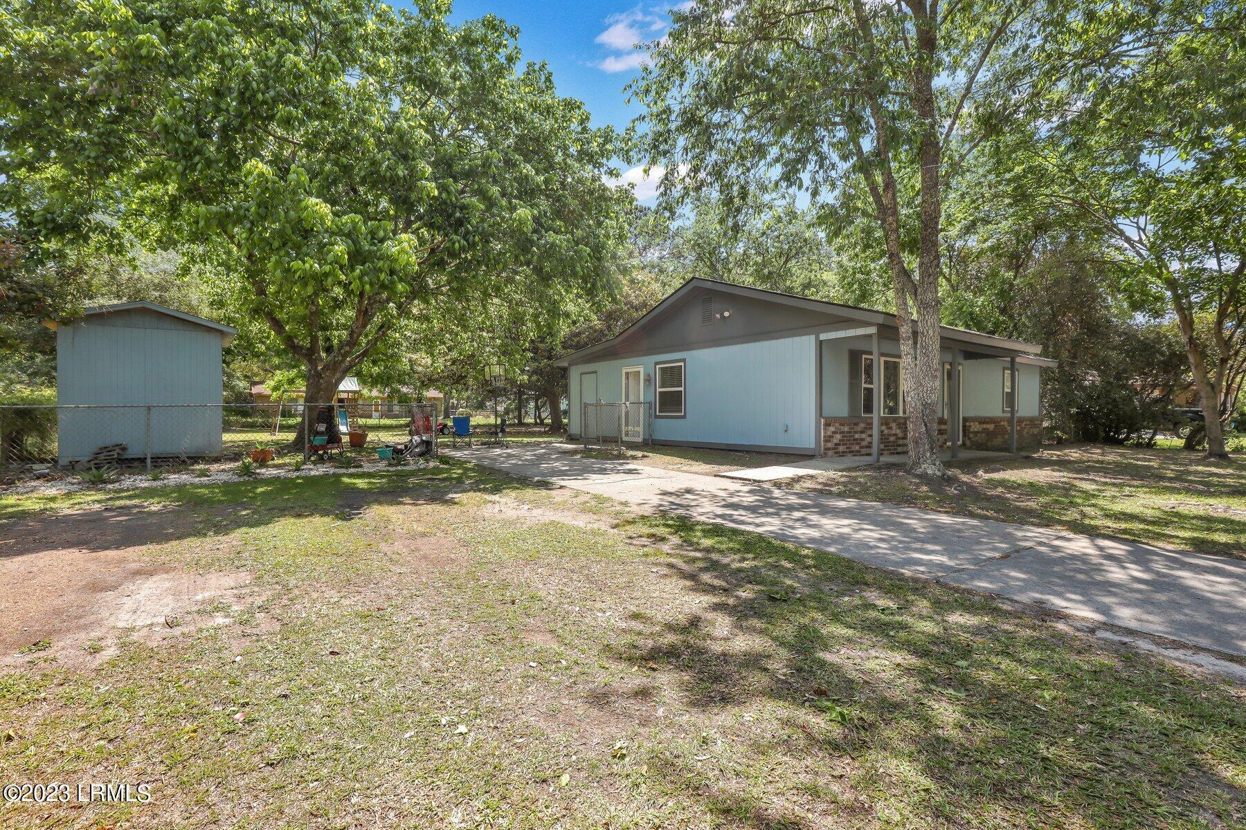 11 Castle Rock Road