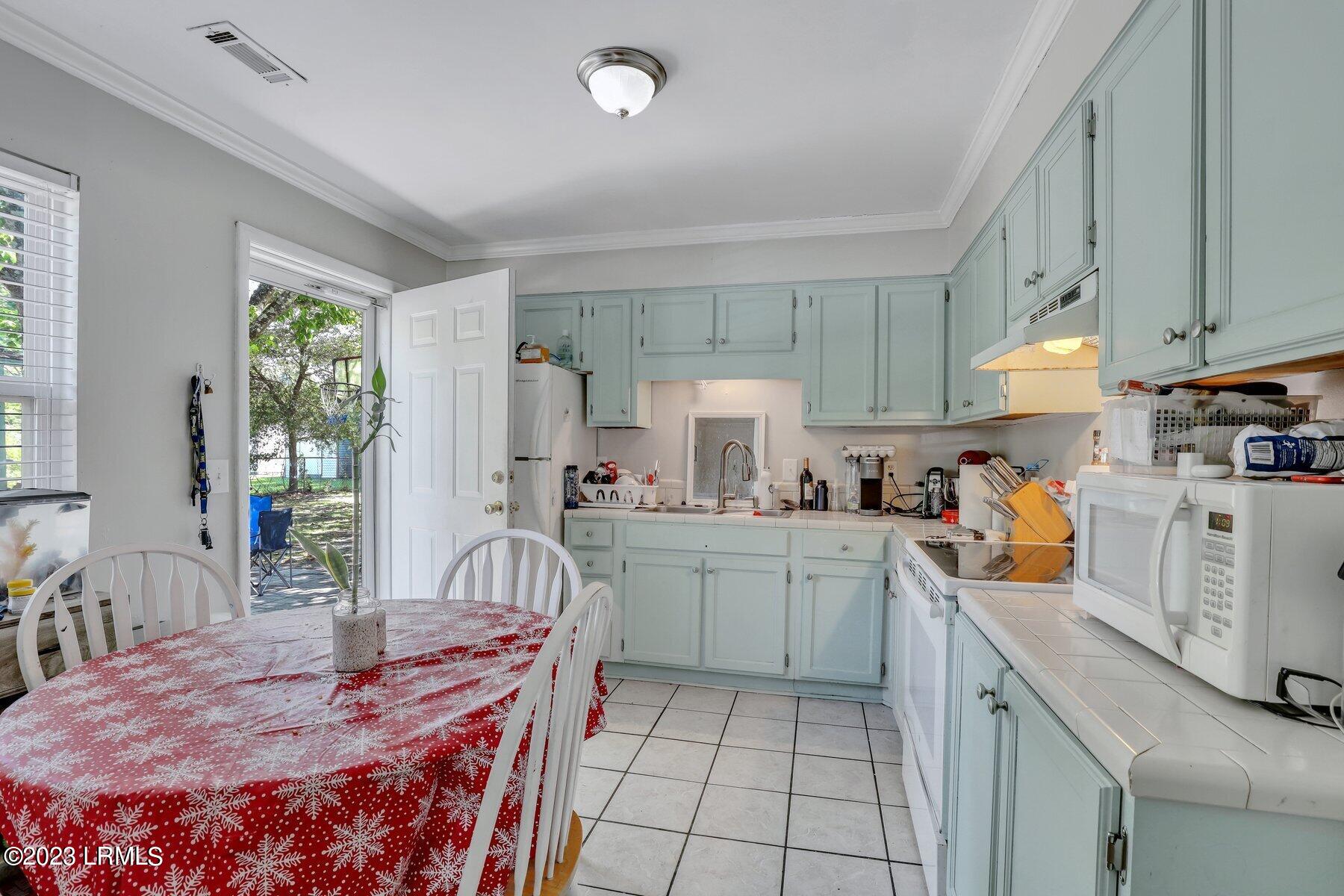 11 Castle Rock Road