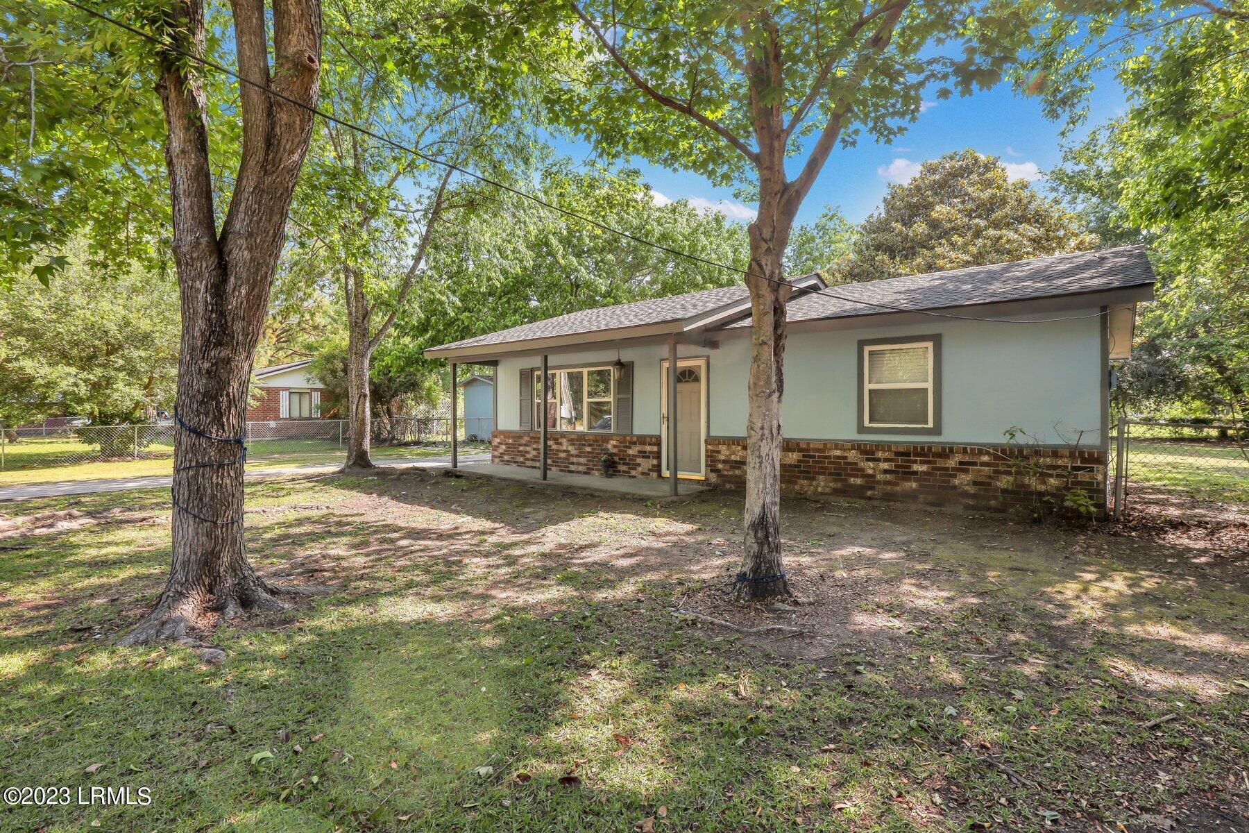 11 Castle Rock Road