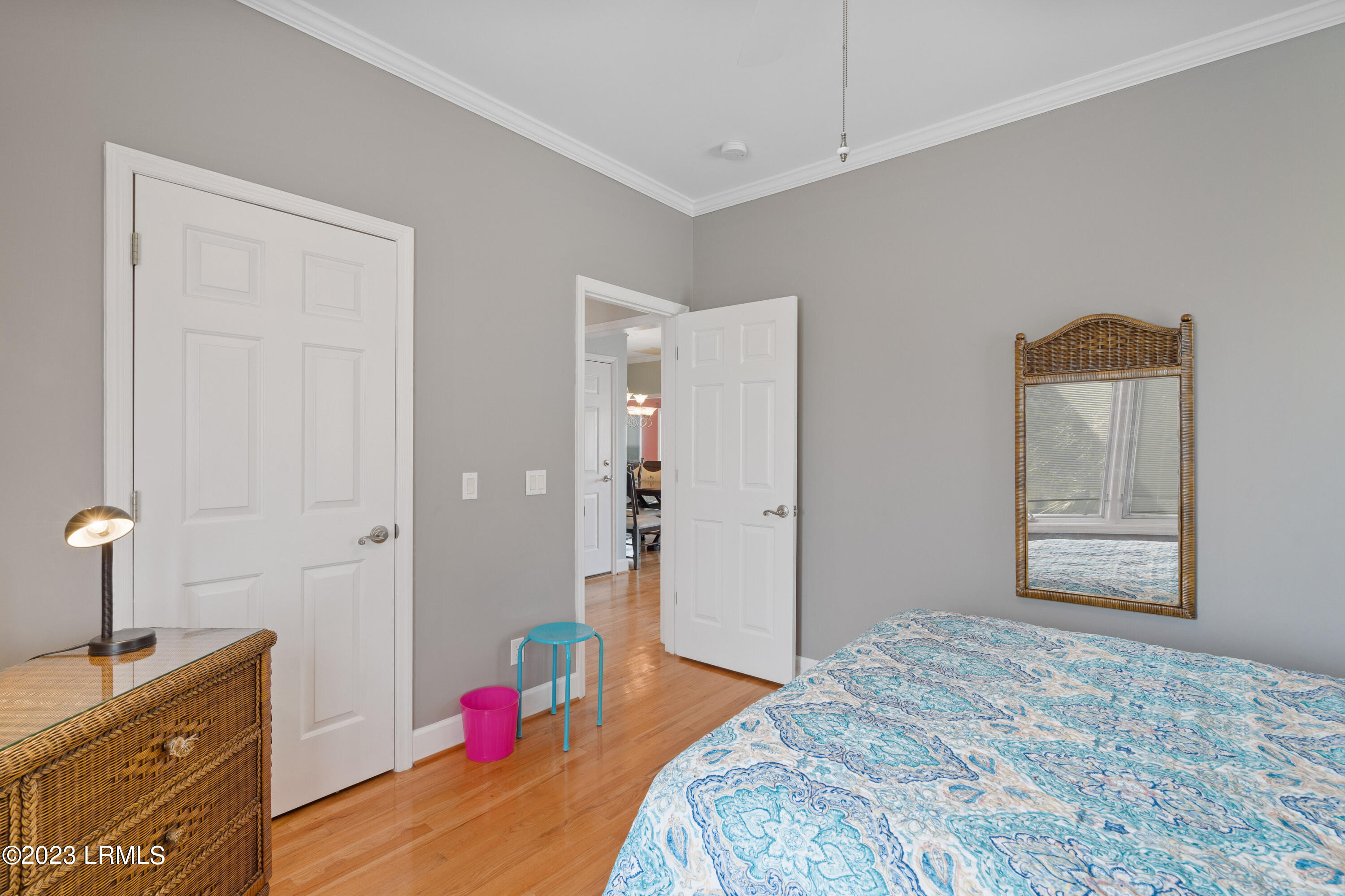 88 Harbor Drive N
