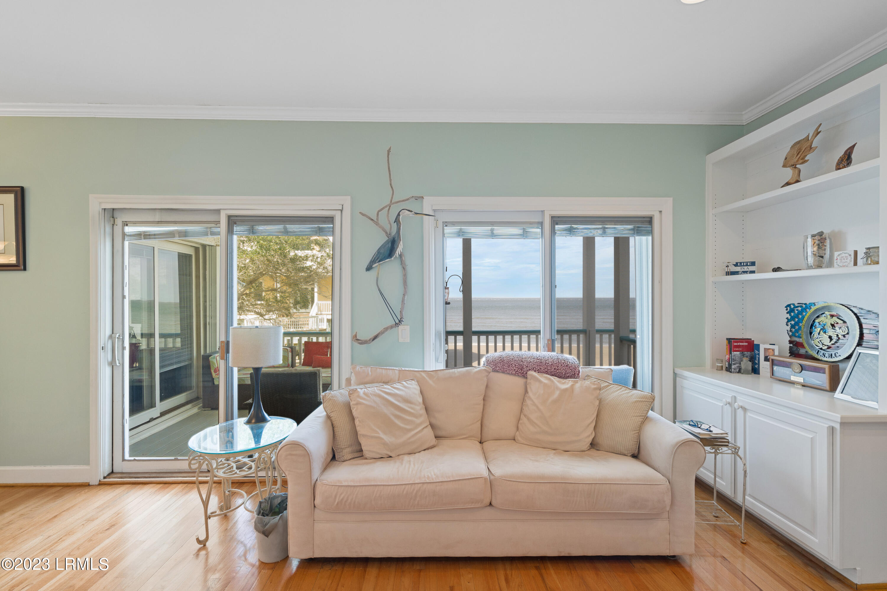 88 Harbor Drive N