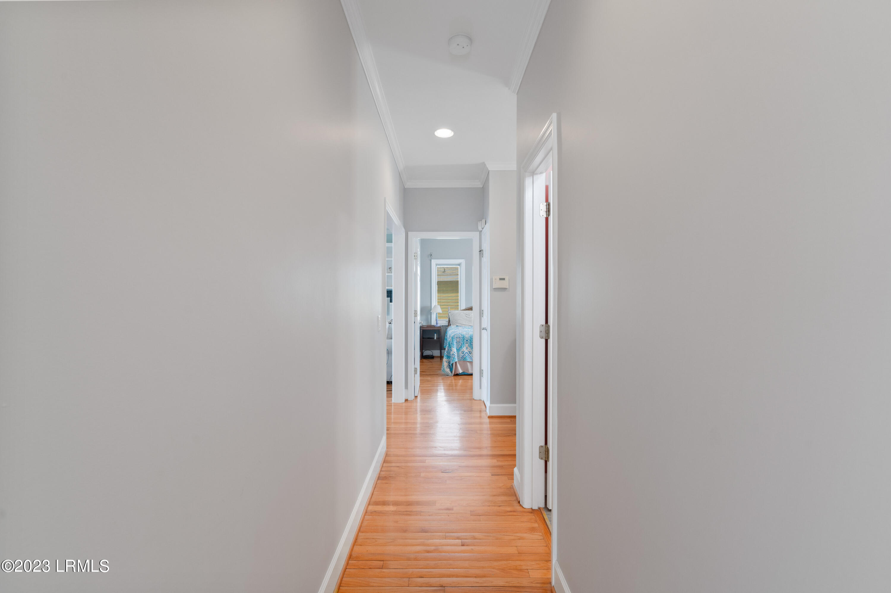 88 Harbor Drive N