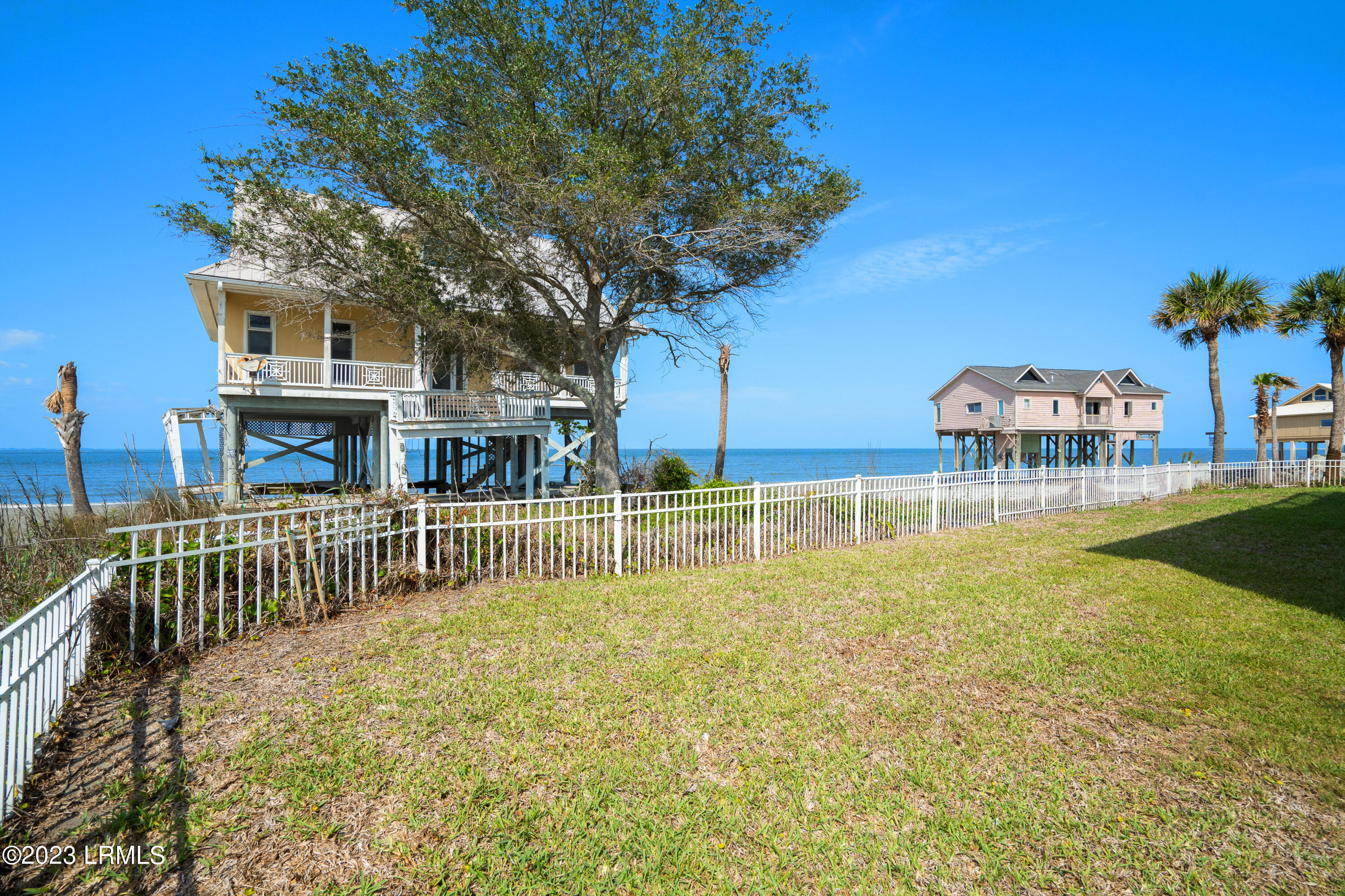 88 Harbor Drive N