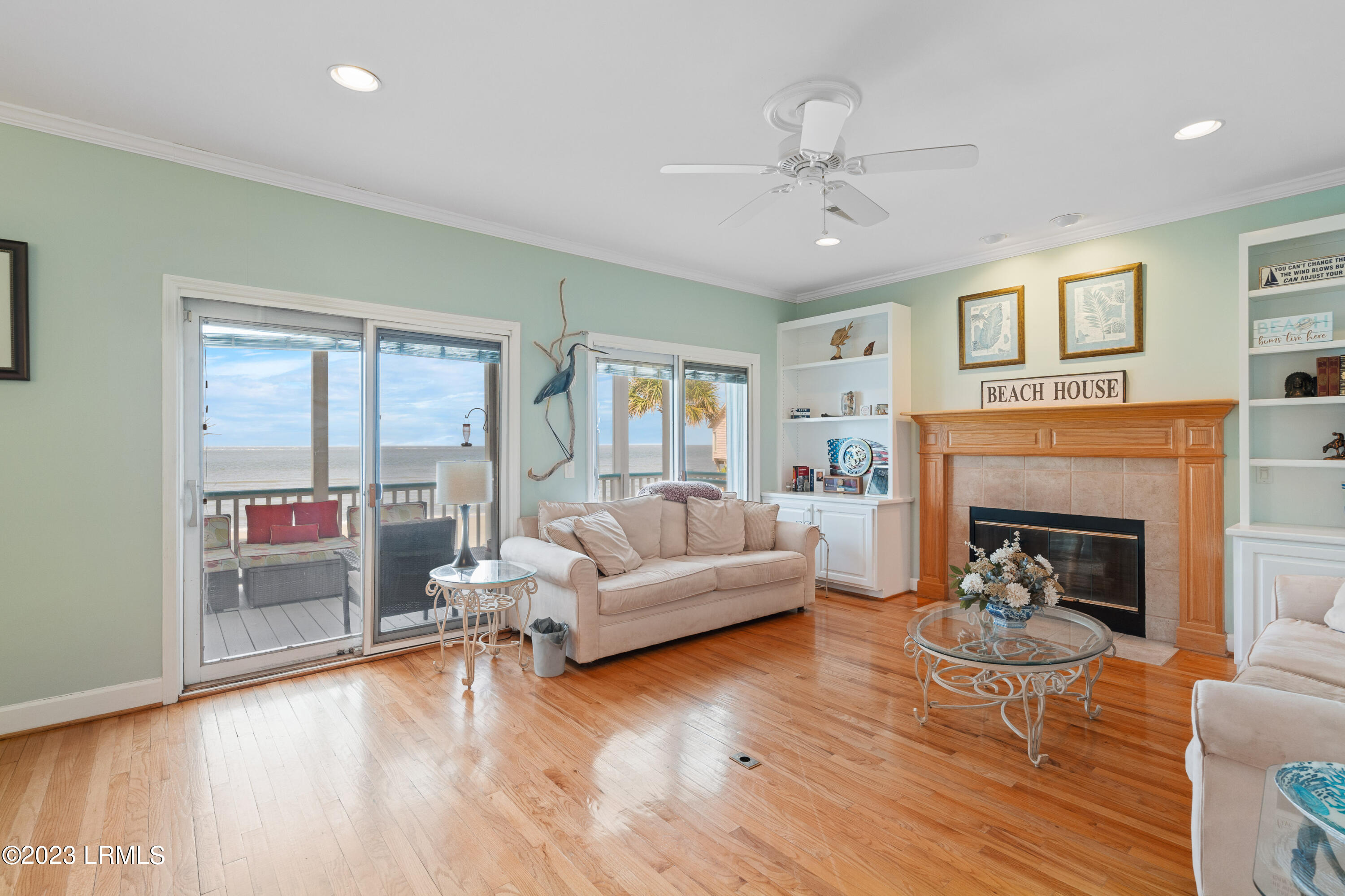 88 Harbor Drive N