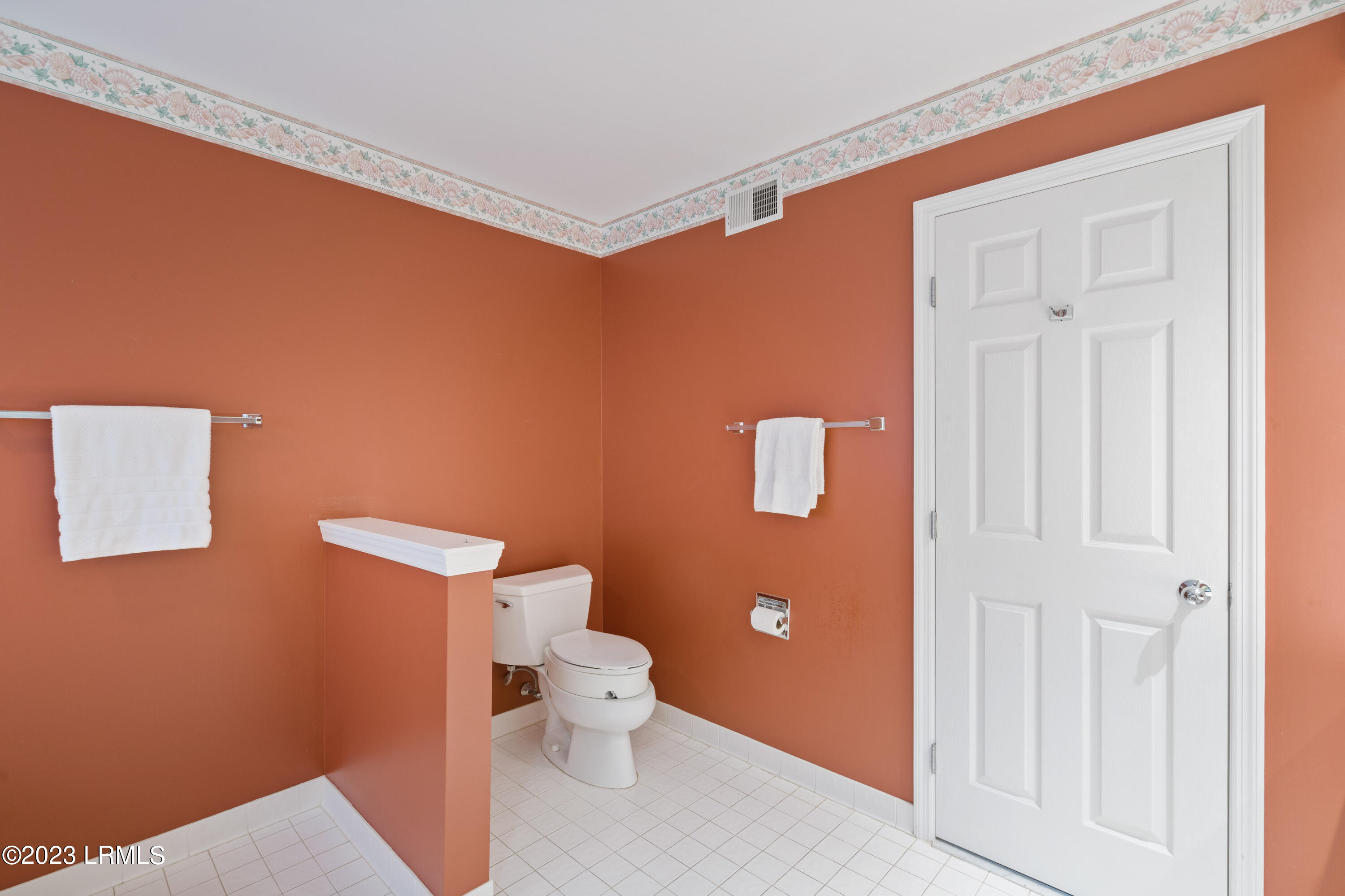 730 N Reeve Road, St. Helena Island