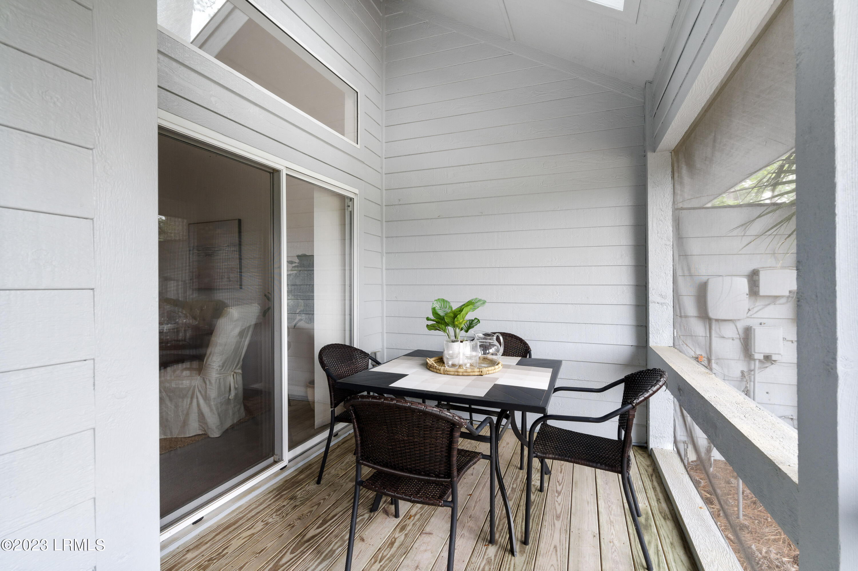 730 N Reeve Road, St. Helena Island