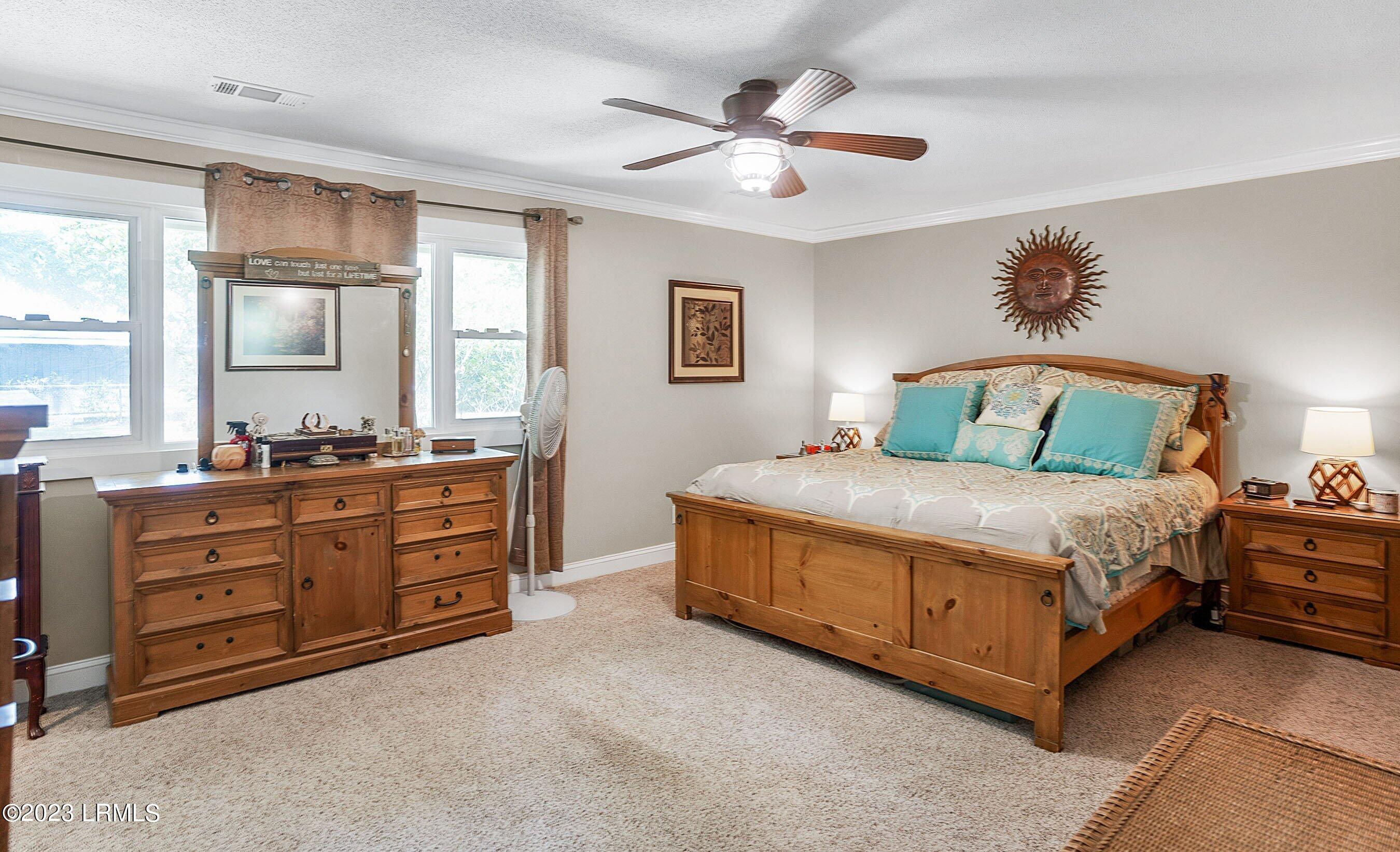 929 Magnolia Bluff Circle