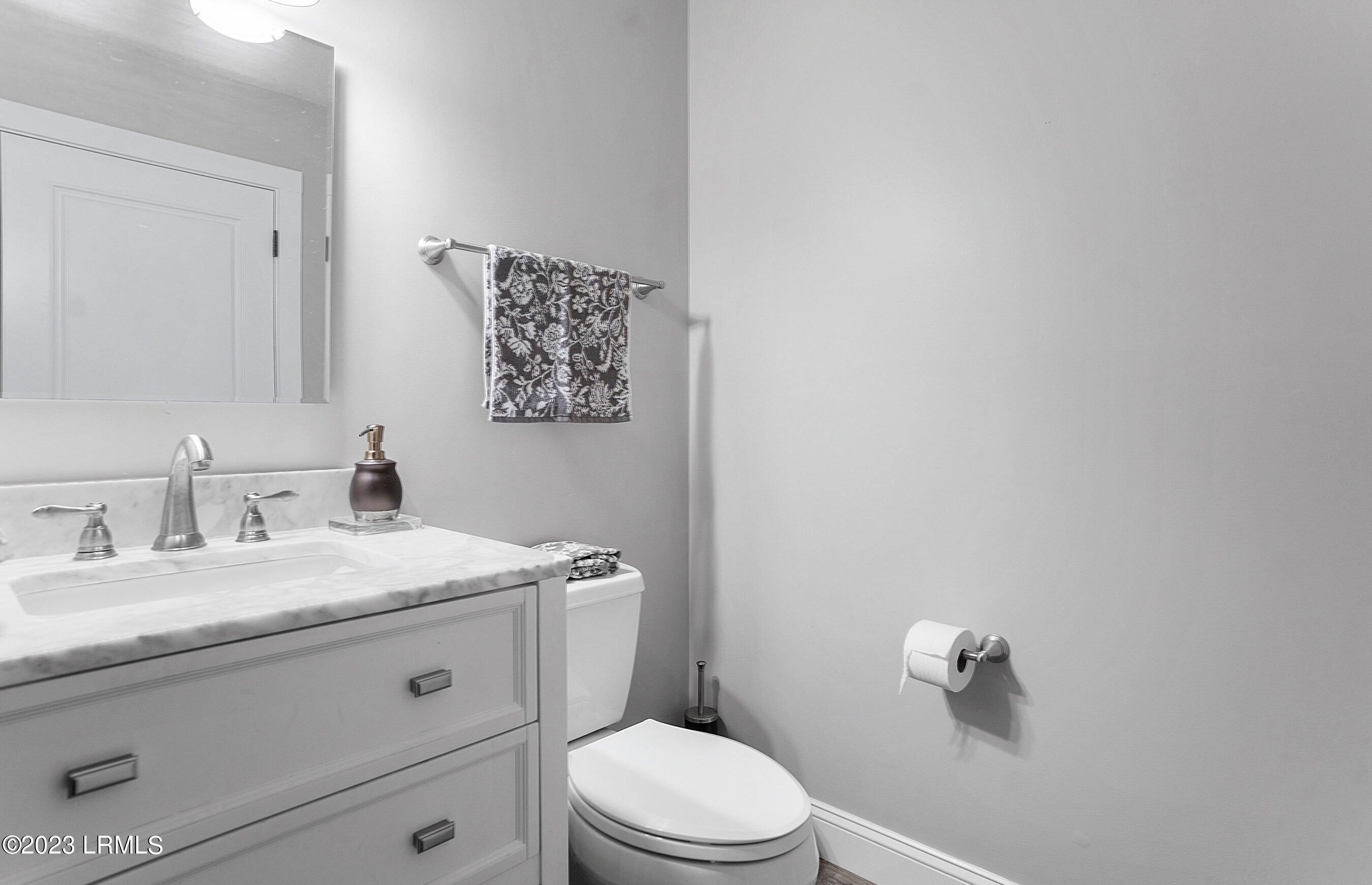 929 Magnolia Bluff Circle