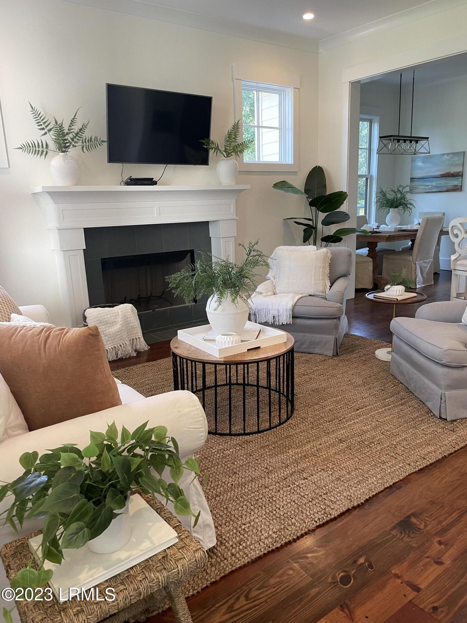 30 Stoney Island Drive