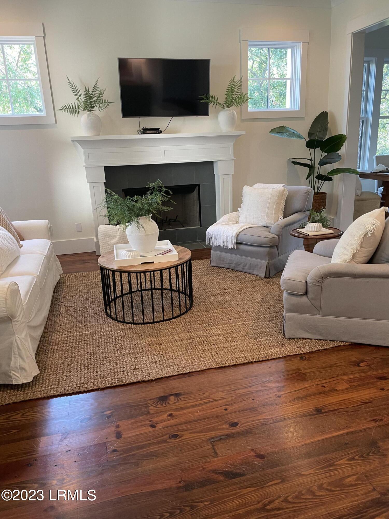 30 Stoney Island Drive