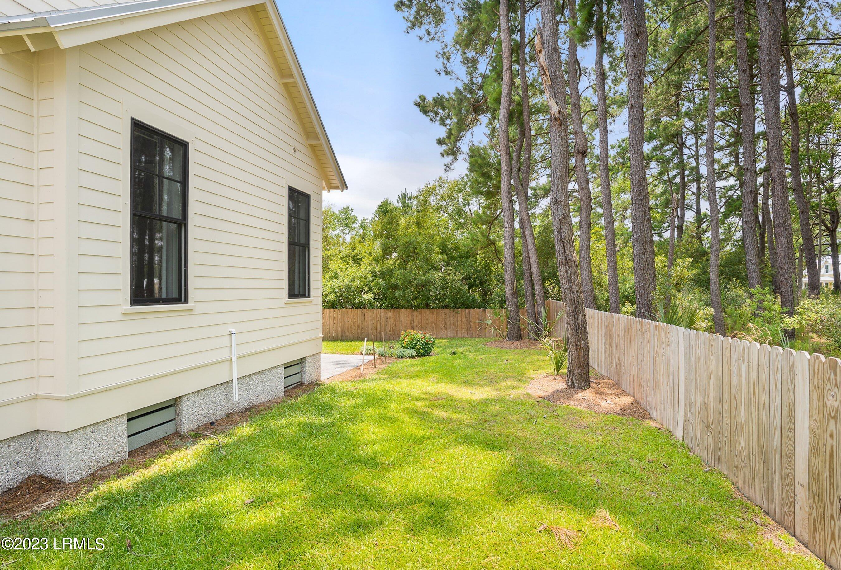 30 Stoney Island Drive