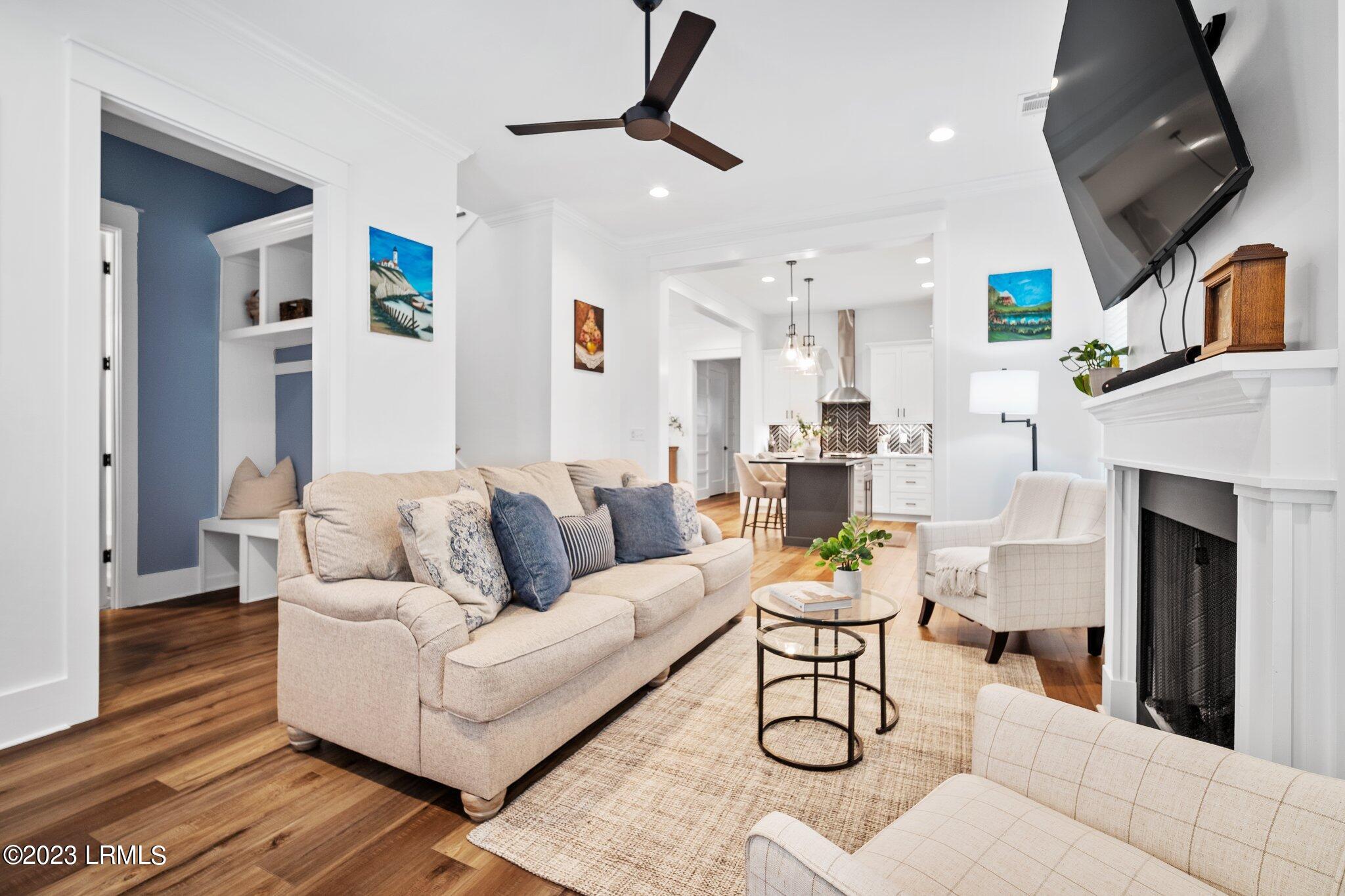 37 Park Square S