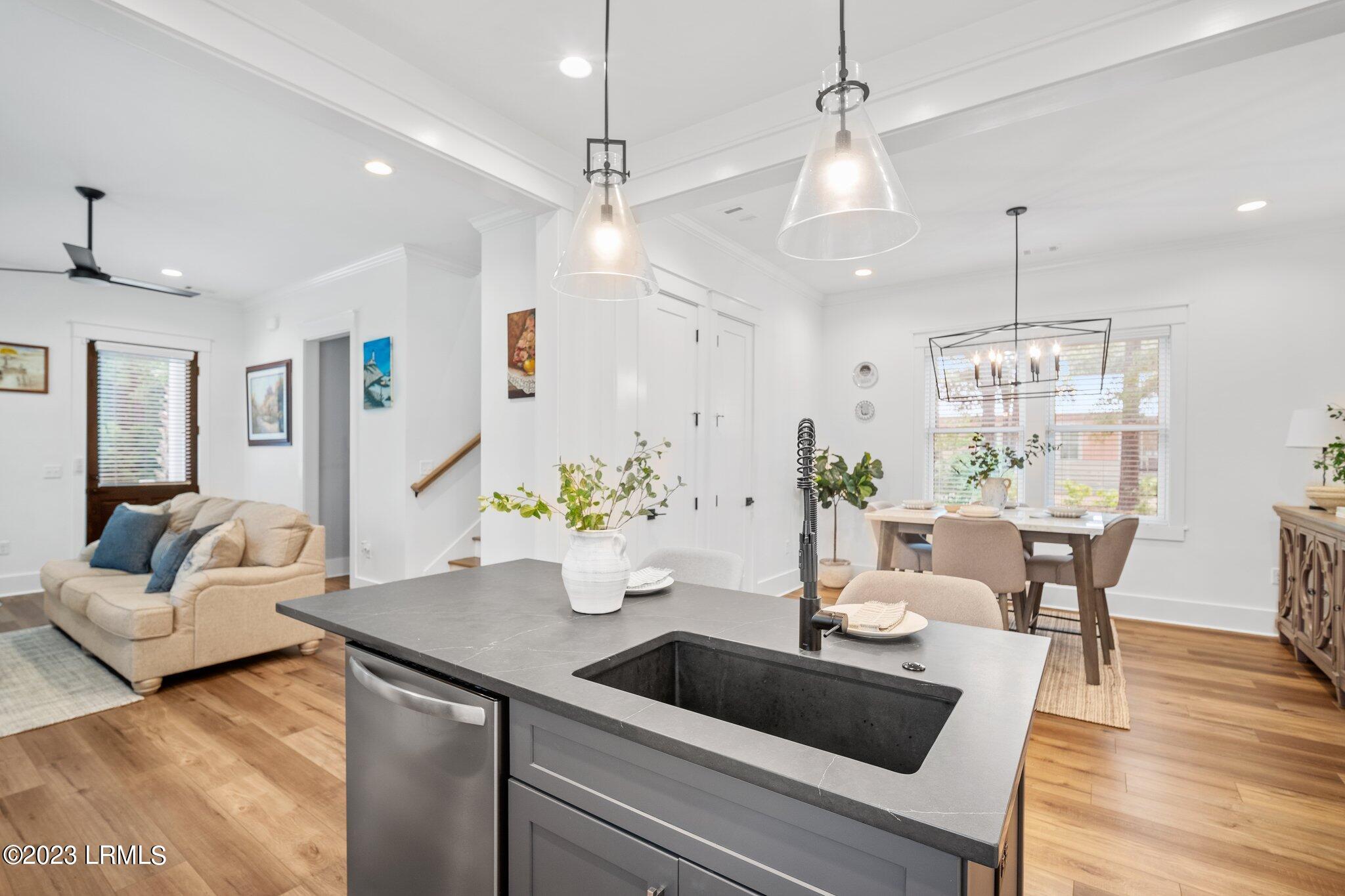 37 Park Square S
