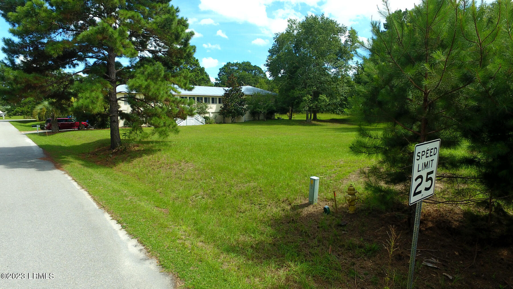 6 Coffin Bluff Road, St. Helena Island