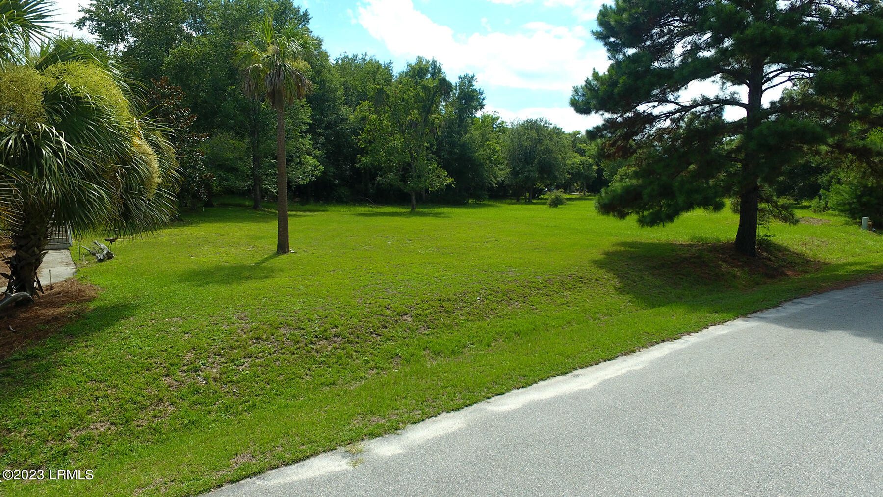 6 Coffin Bluff Road, St. Helena Island