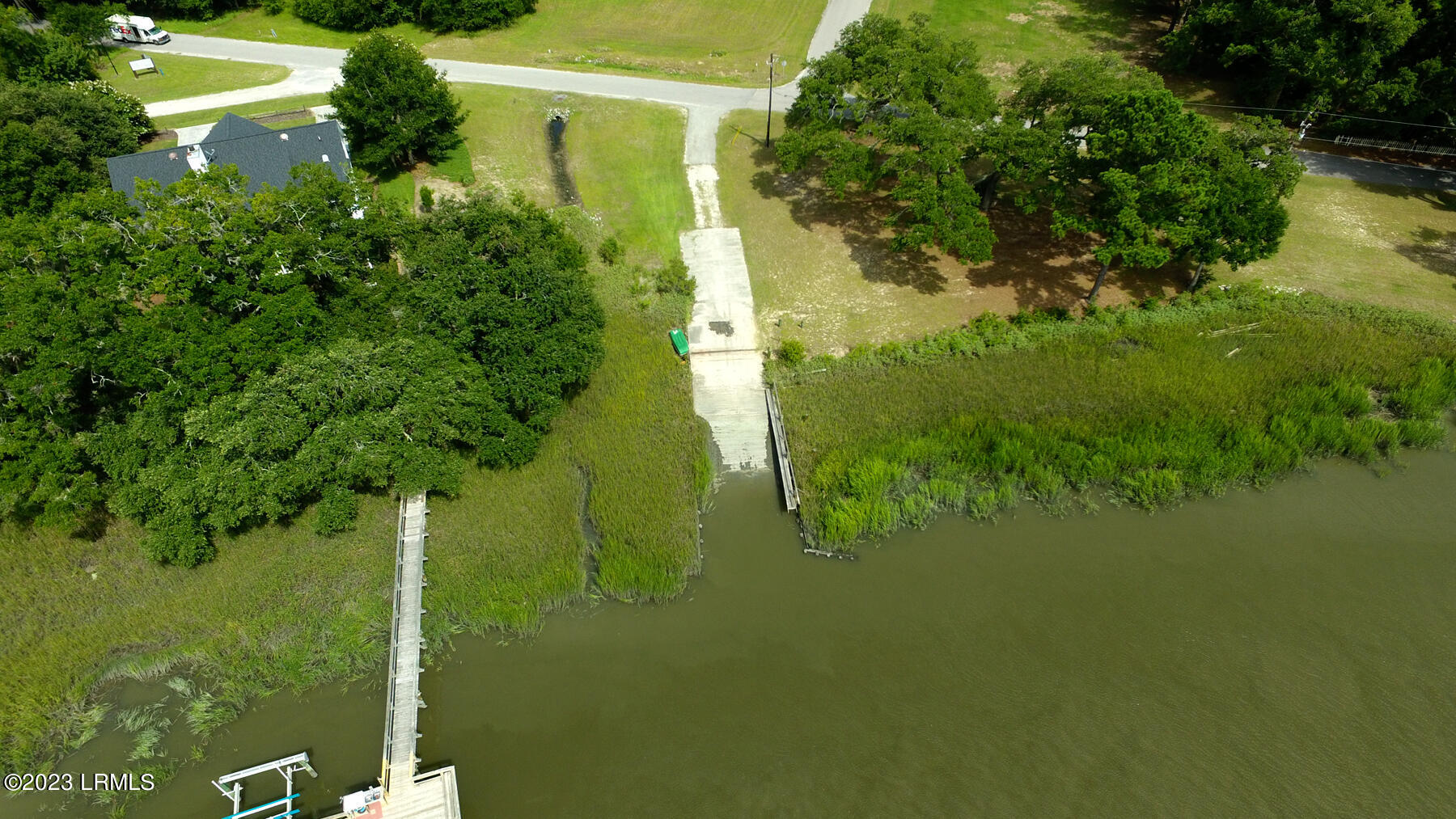 6 Coffin Bluff Road, St. Helena Island