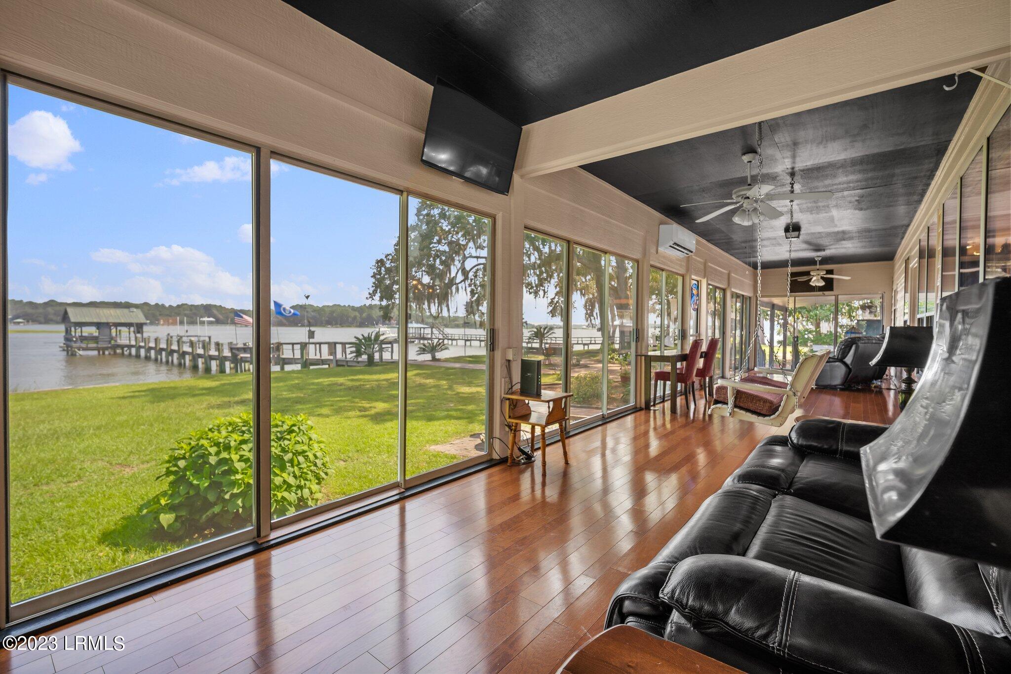 290 Perryclear Drive