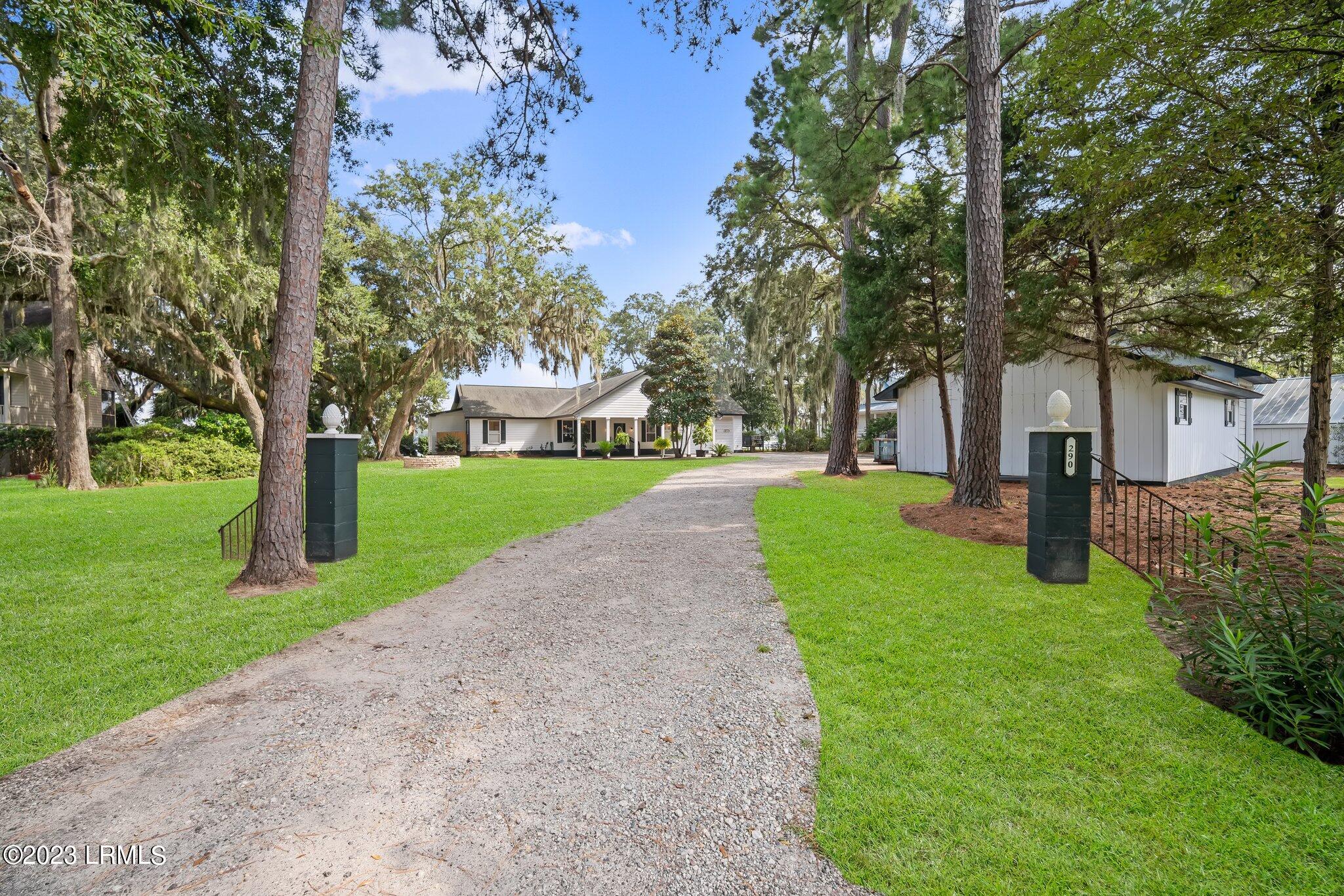 290 Perryclear Drive