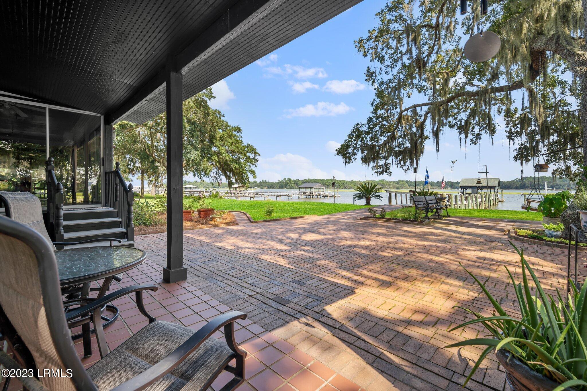 290 Perryclear Drive