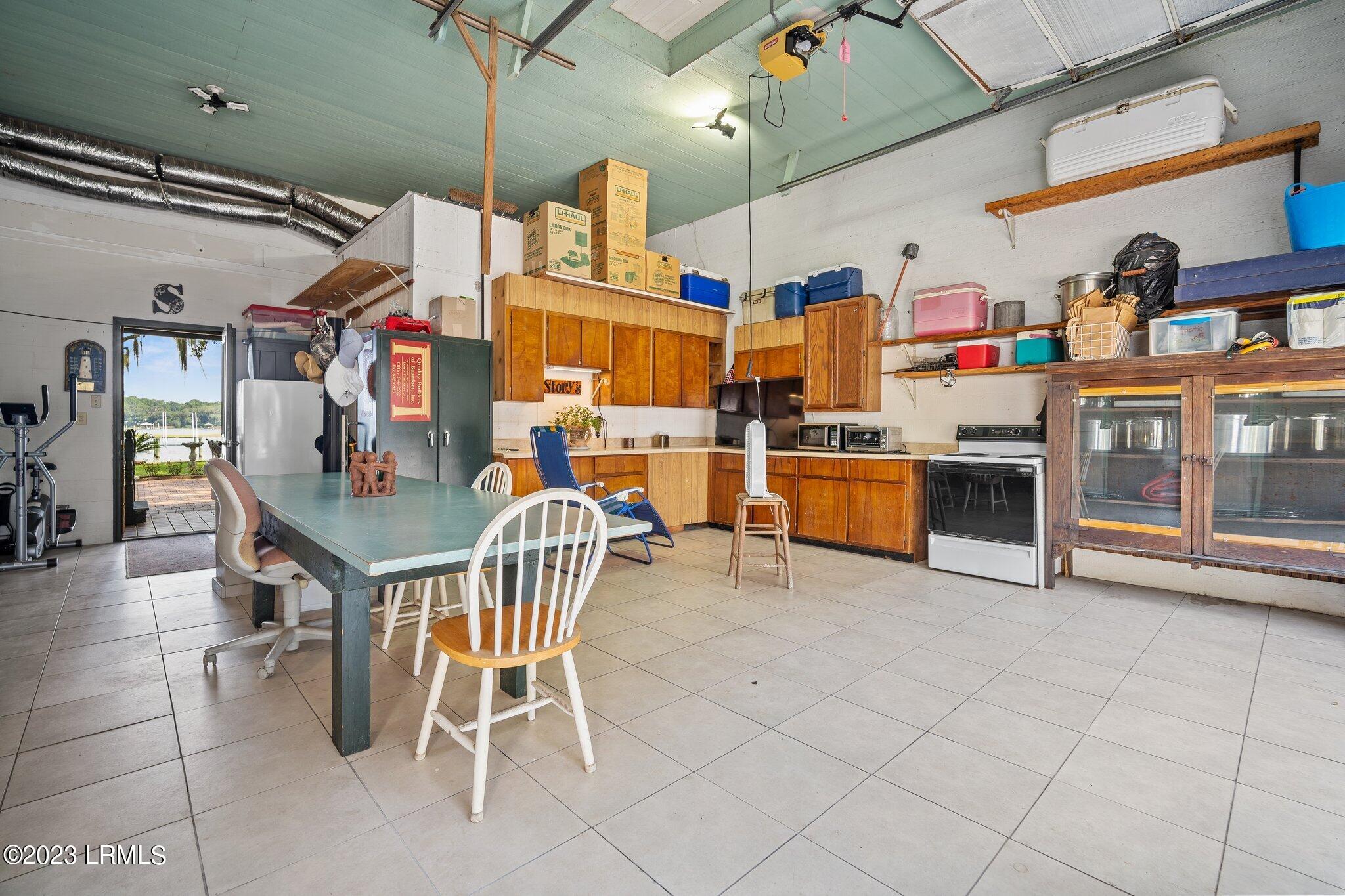 290 Perryclear Drive