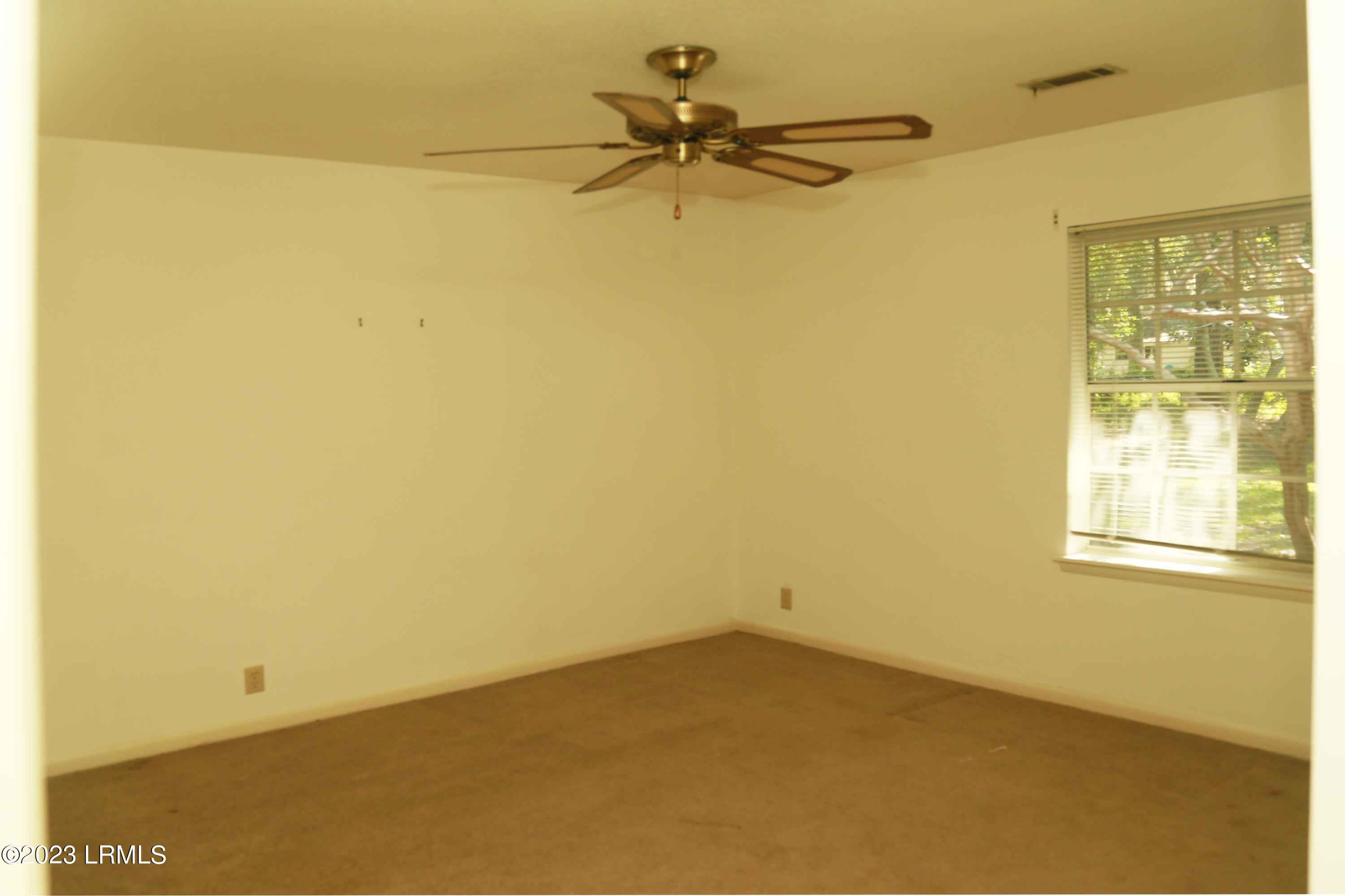 2706 S Royal Oaks Drive