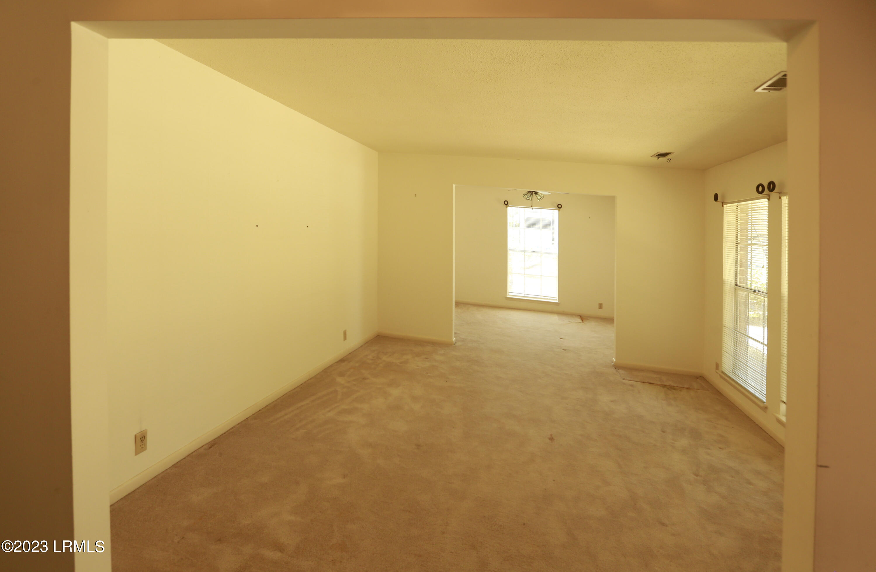2706 S Royal Oaks Drive