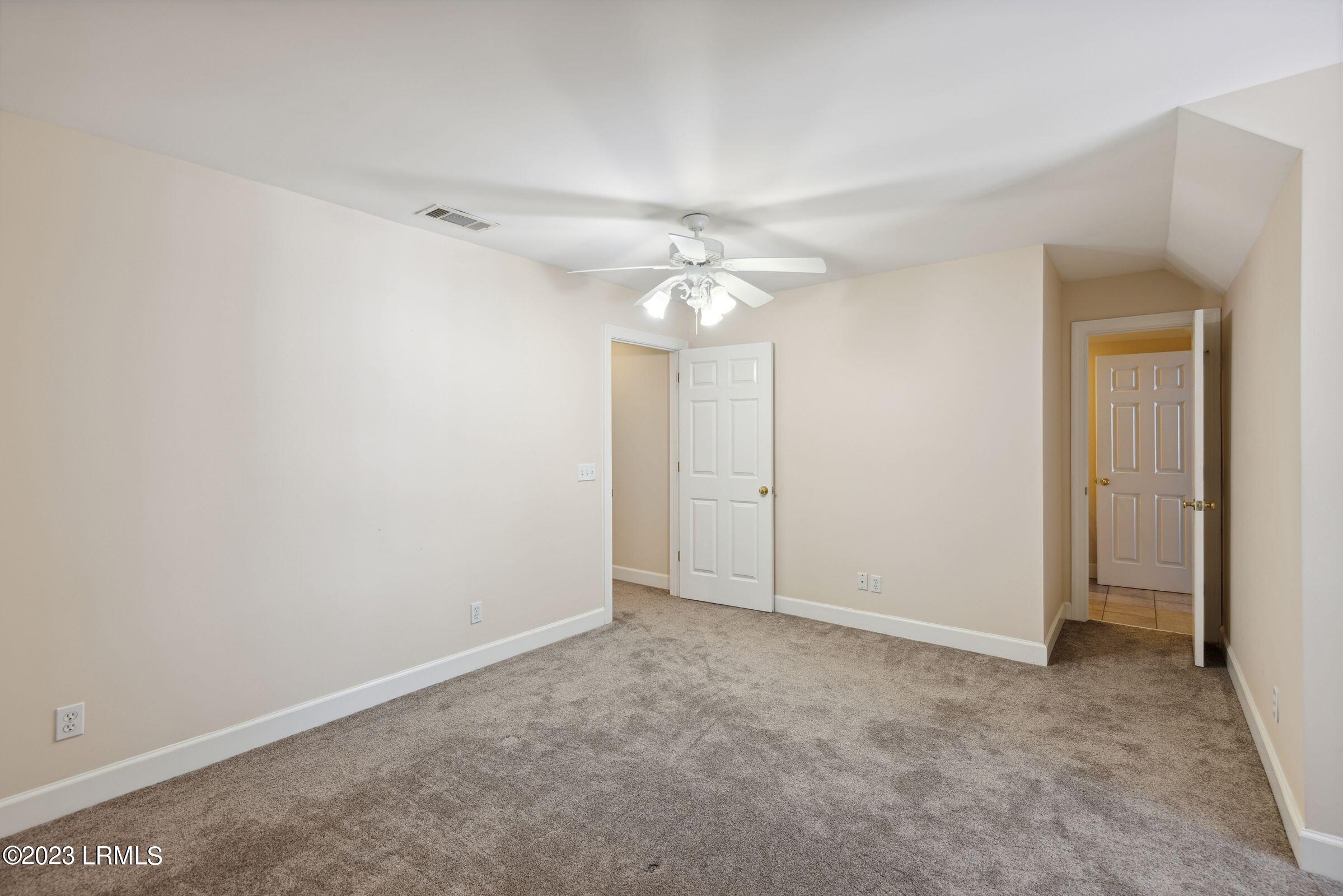 17 Bostick Circle