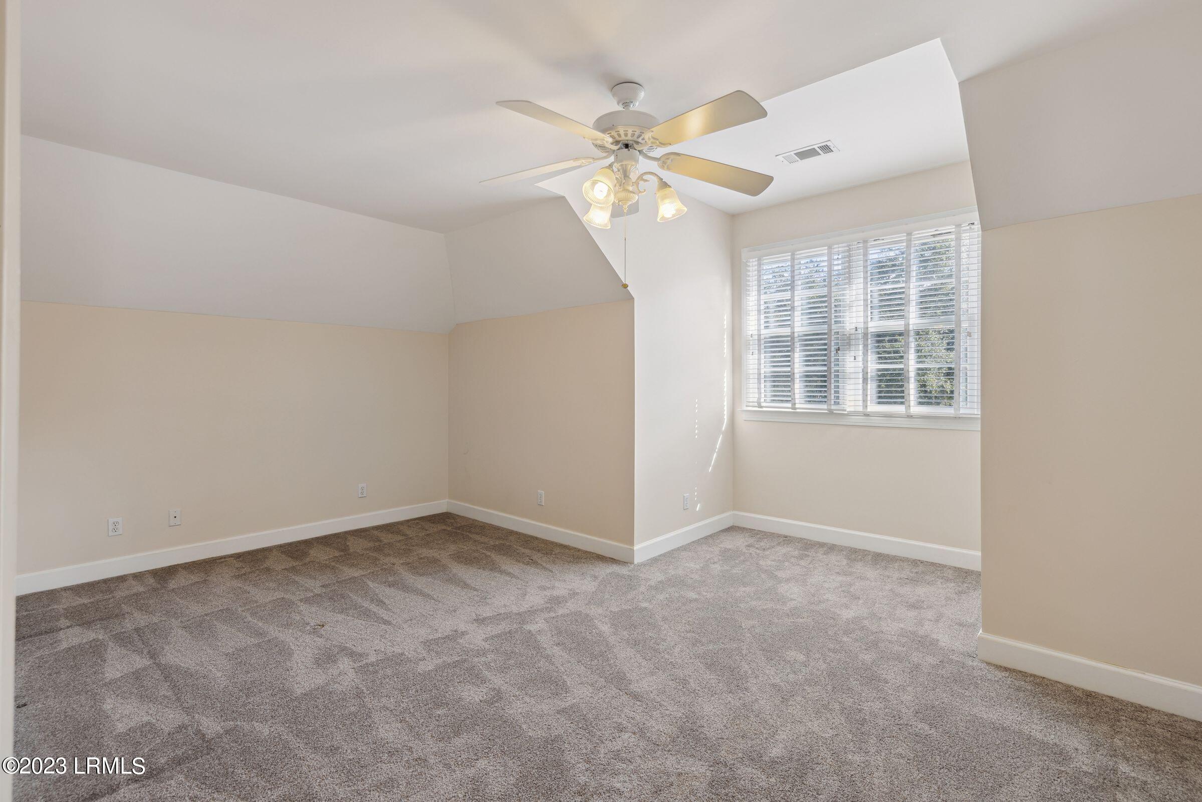 17 Bostick Circle