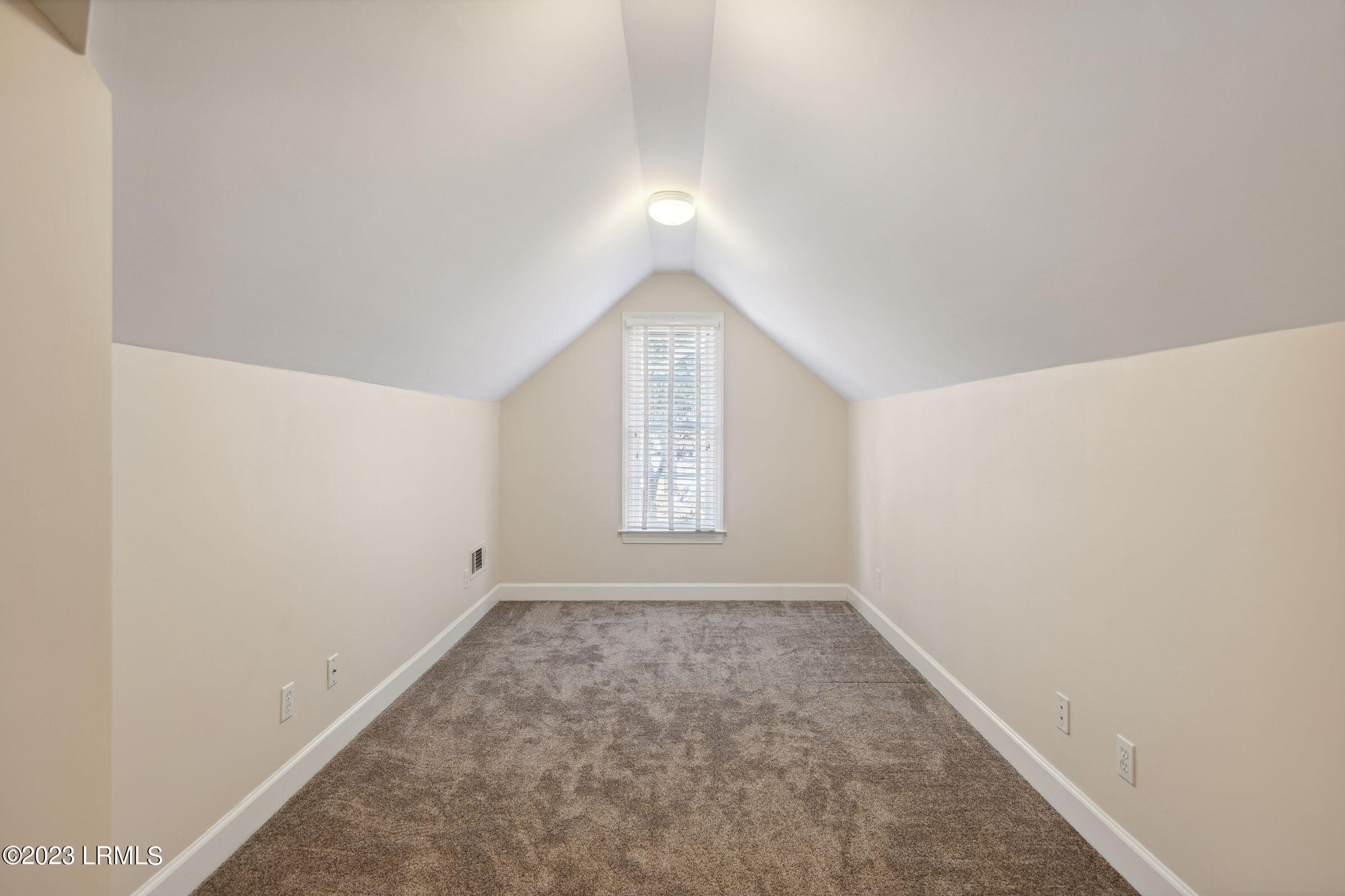 17 Bostick Circle