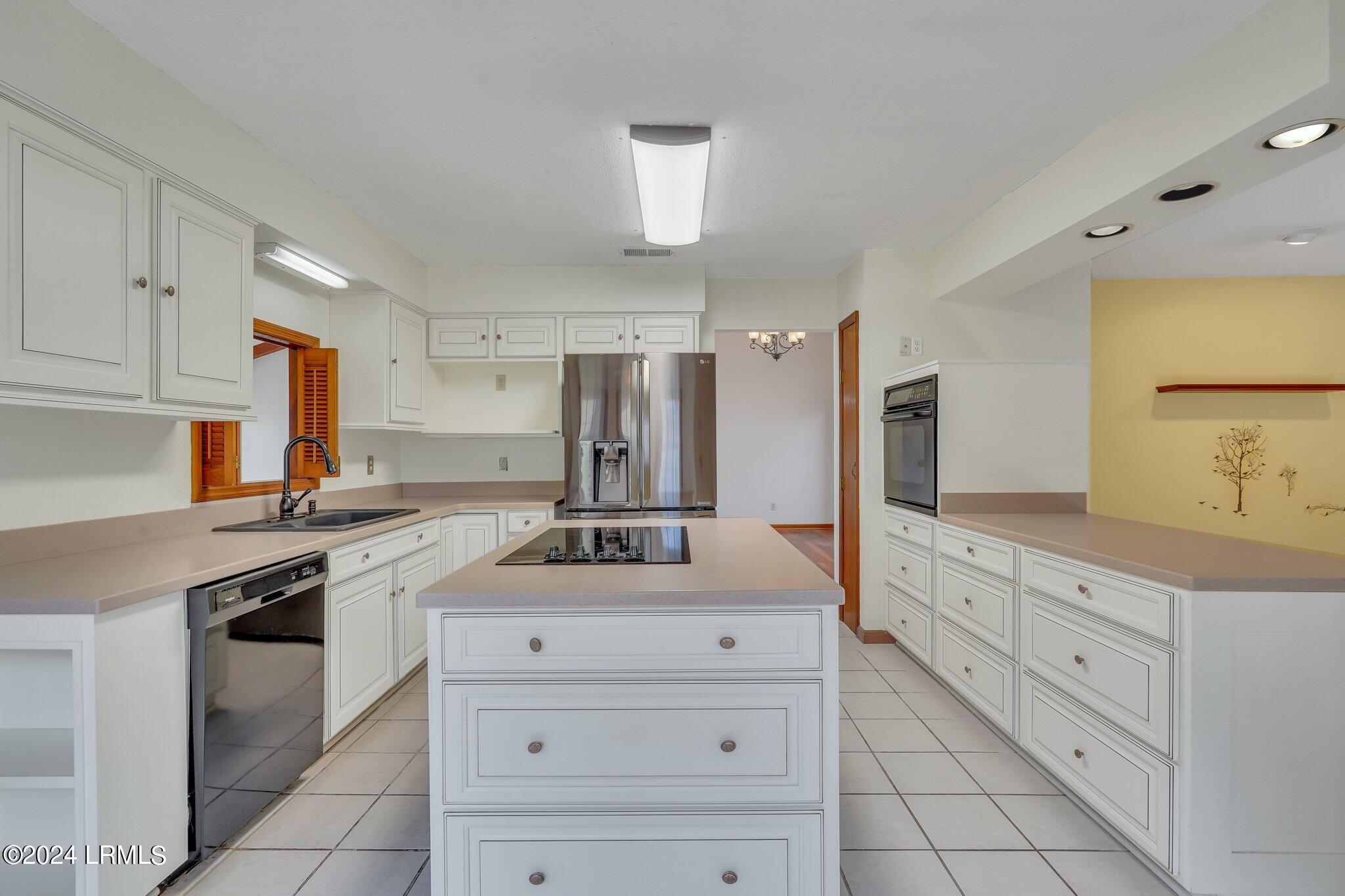 710 Sunset Circle
