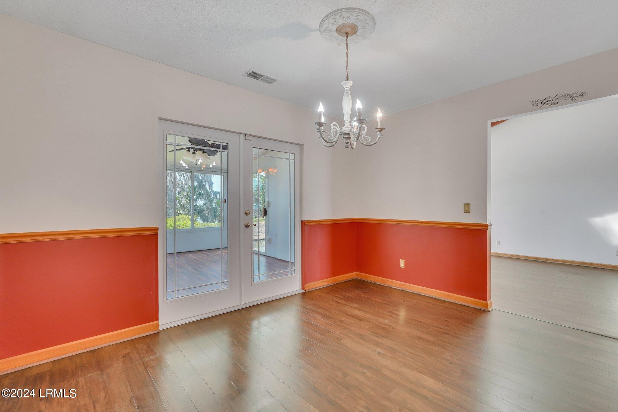 710 Sunset Circle