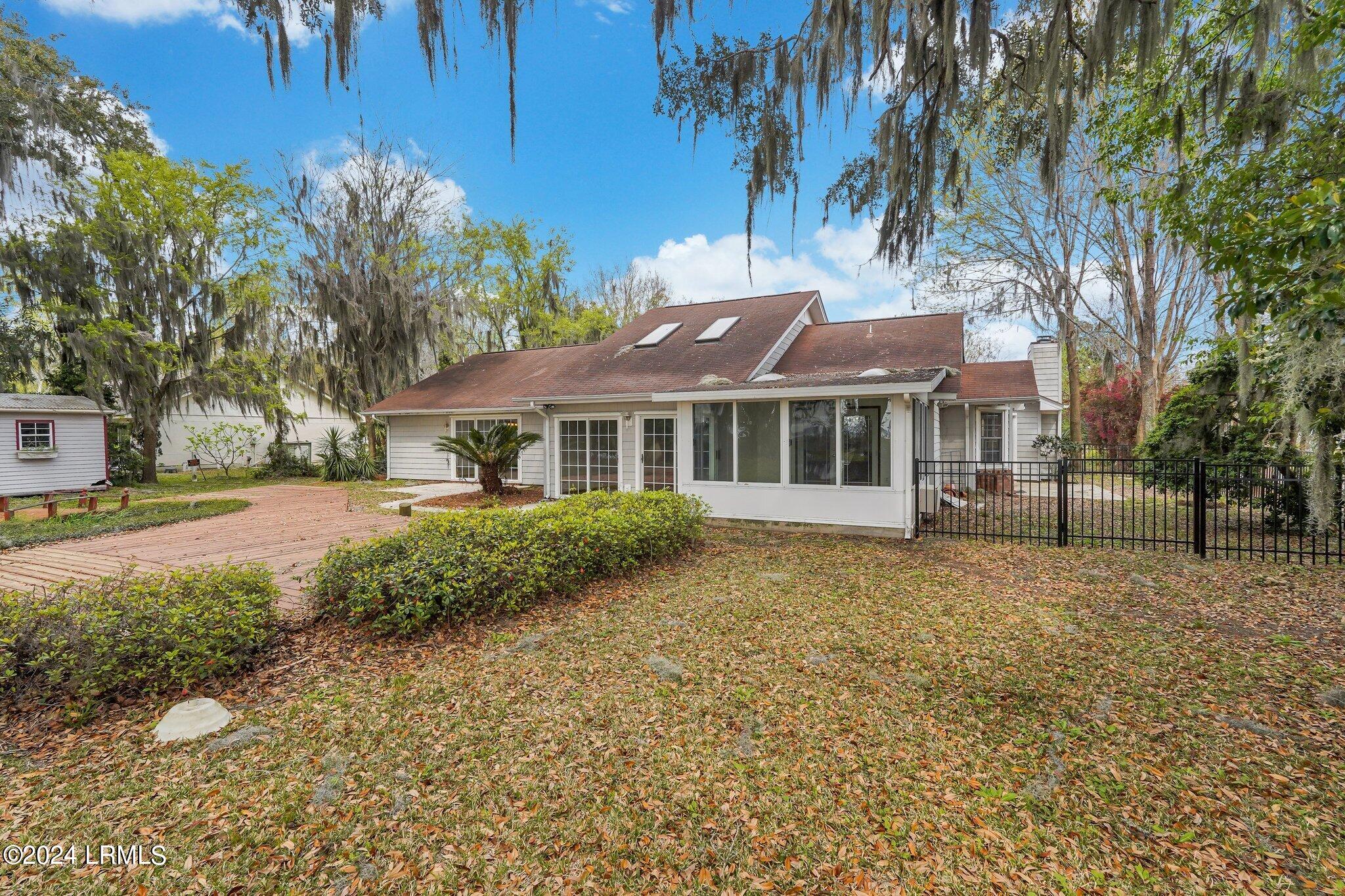 710 Sunset Circle