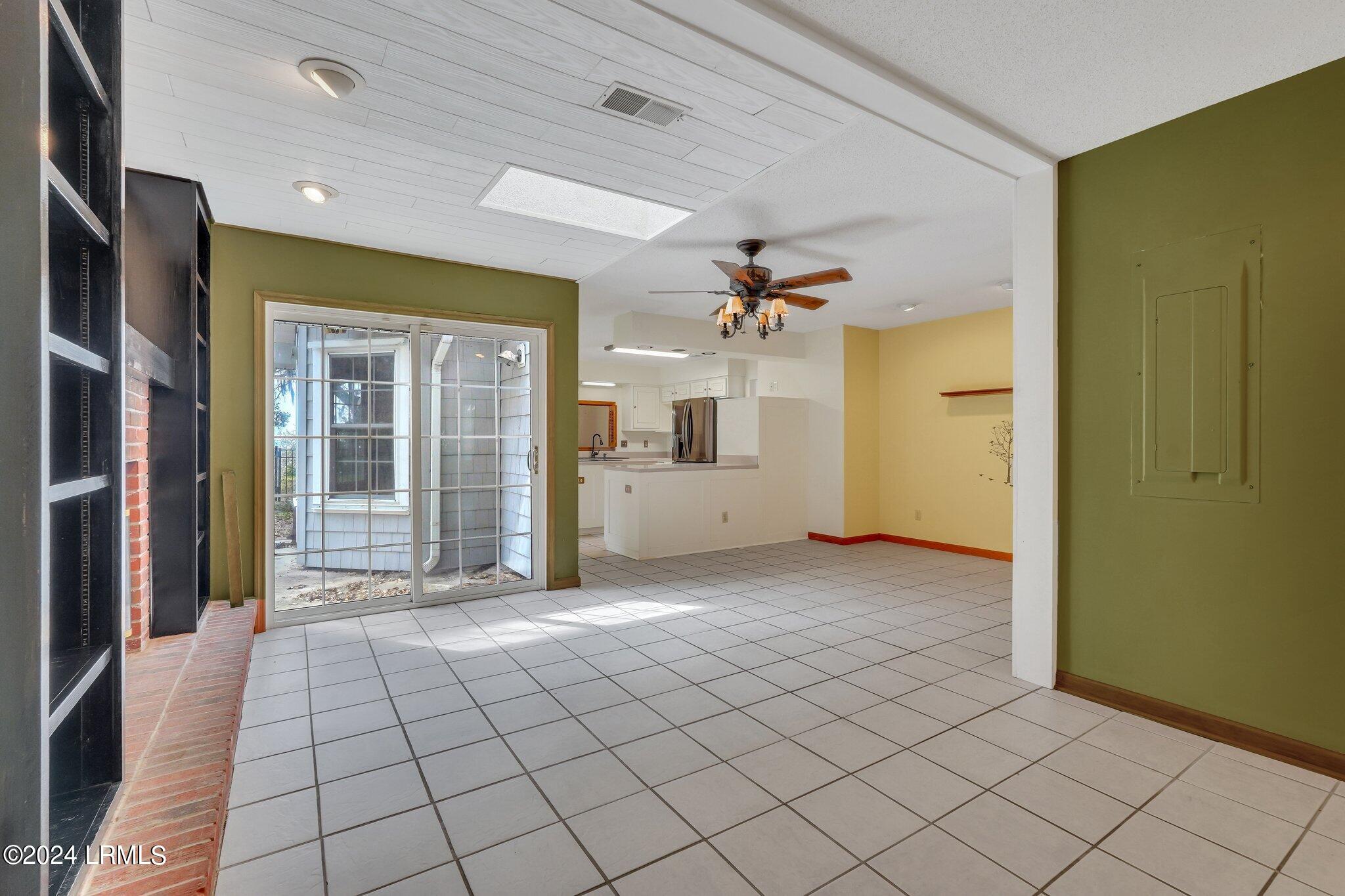 710 Sunset Circle