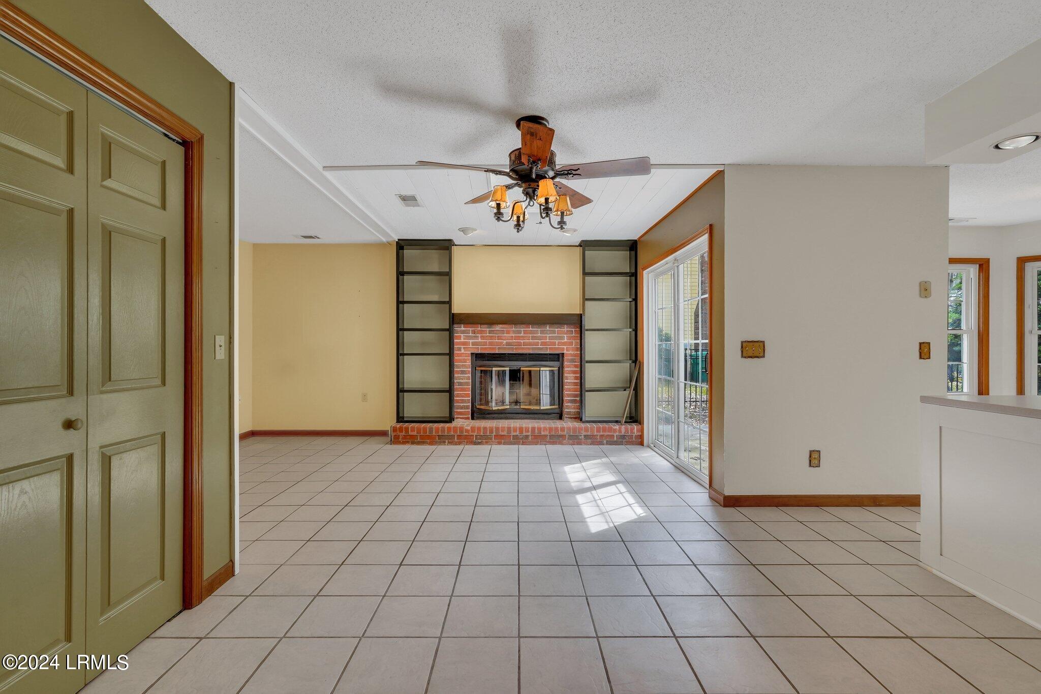 710 Sunset Circle