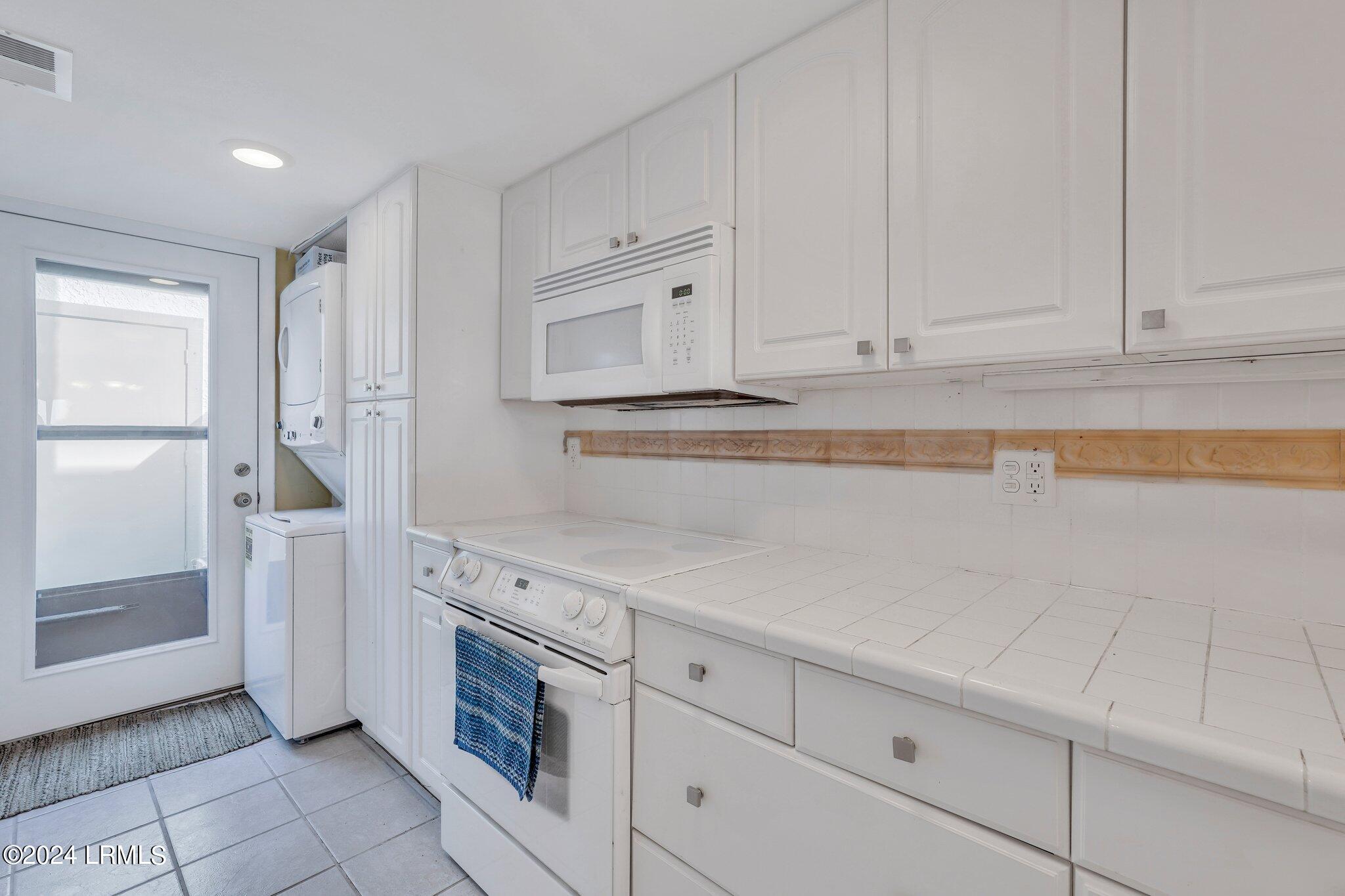 8e Marsh Harbor Drive