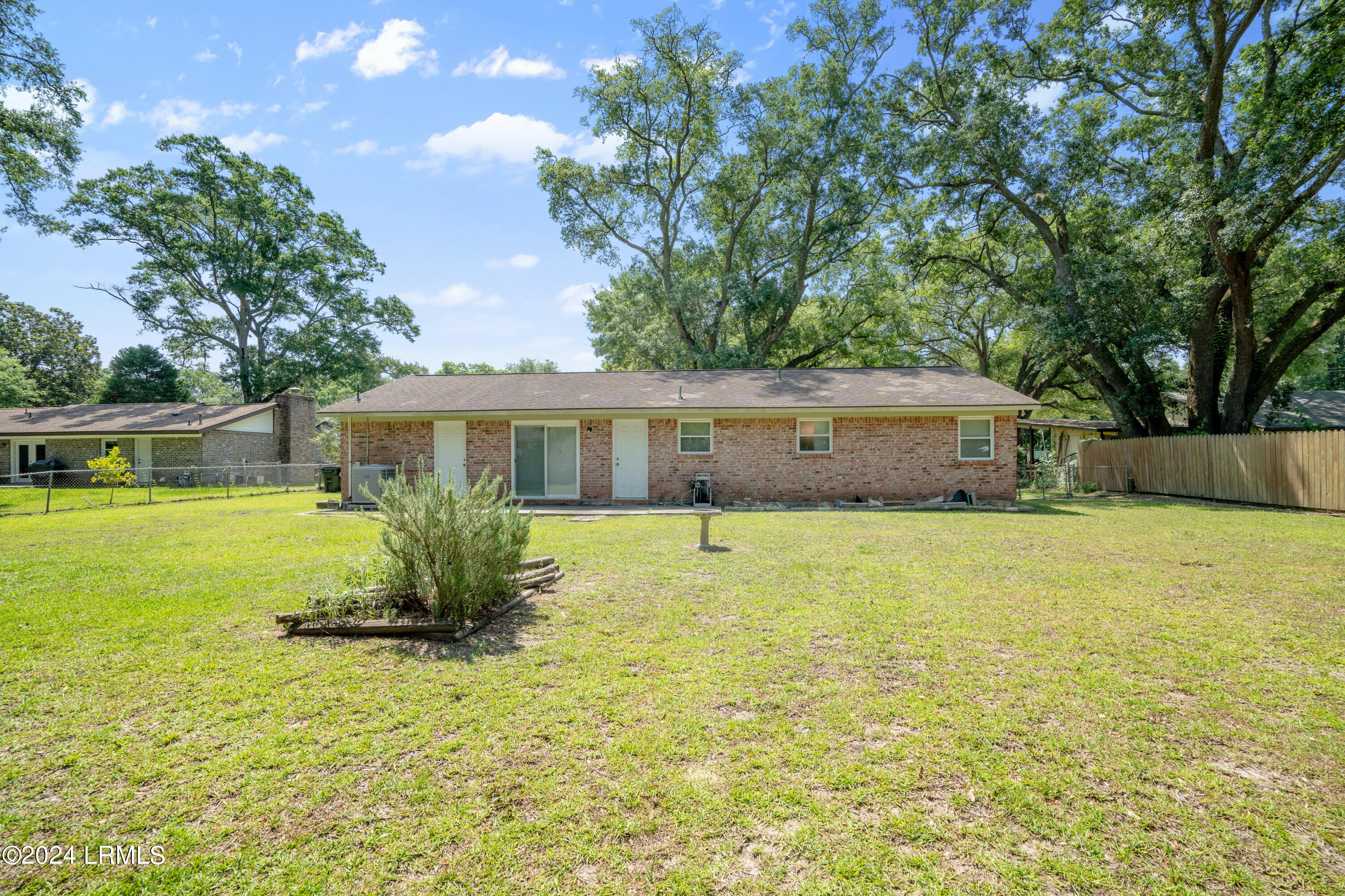 6005 Morning Mist Drive