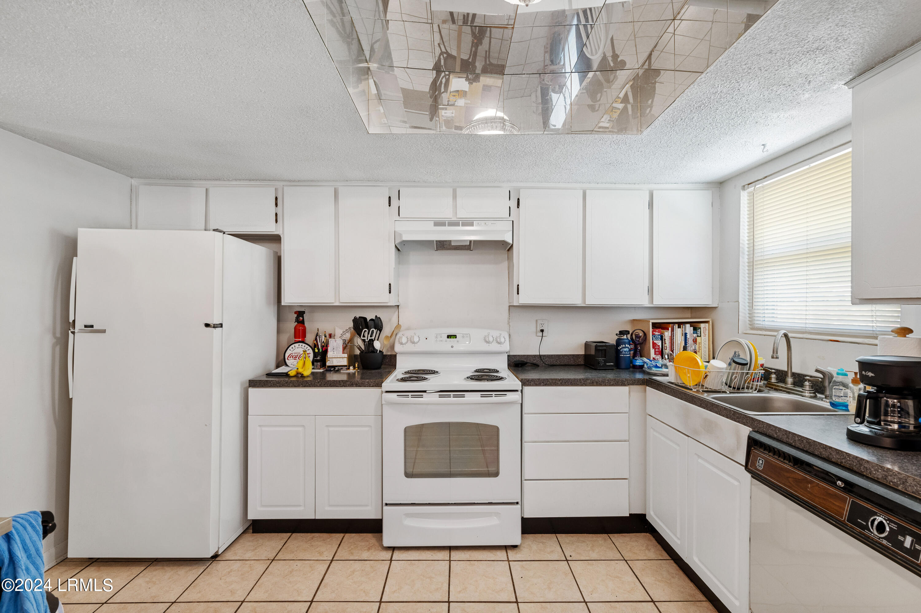 6005 Morning Mist Drive