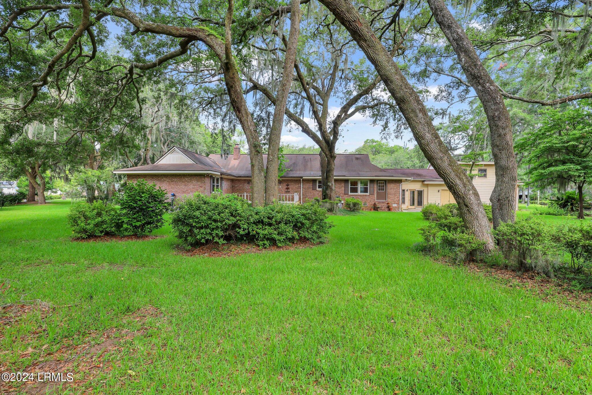 25 Stuart Town Court